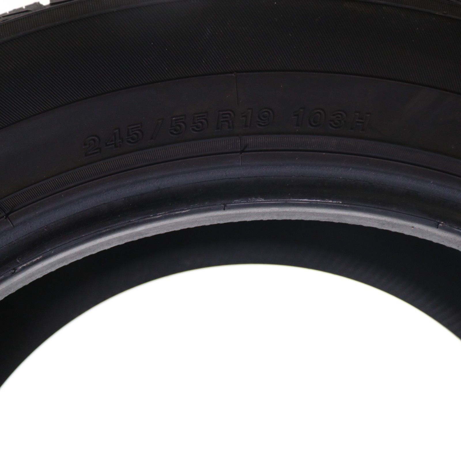 Set of 2 Used 245/55R19 Yokohama YK-CTX – 103H – 8.5-9.5/32 No Repairs