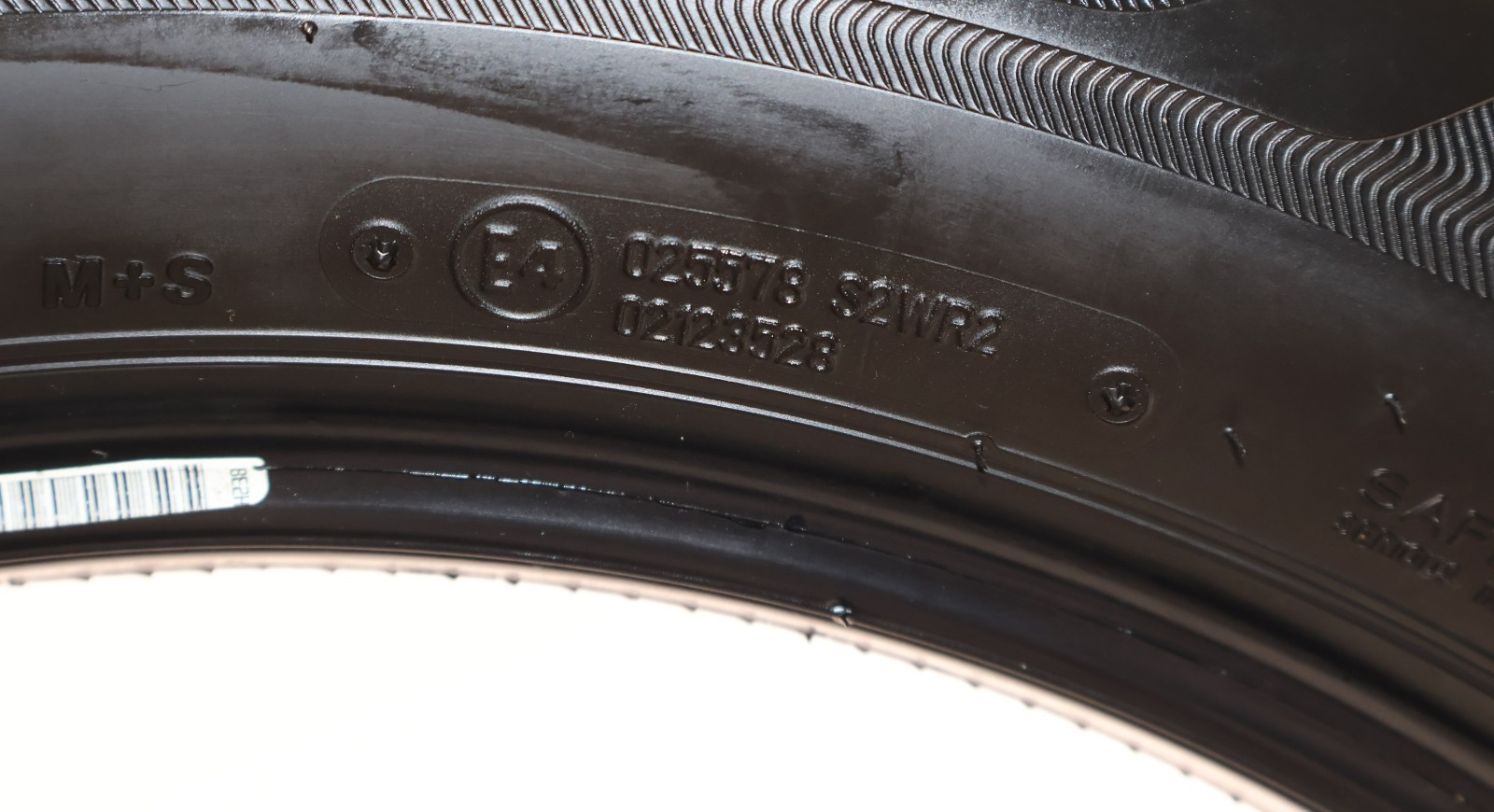 BRIDGESTONE ECOPIA H/L 422 PLUS P225/55 R18 97H M+S 8.2/32 NDS OEM -TWO TIRES-