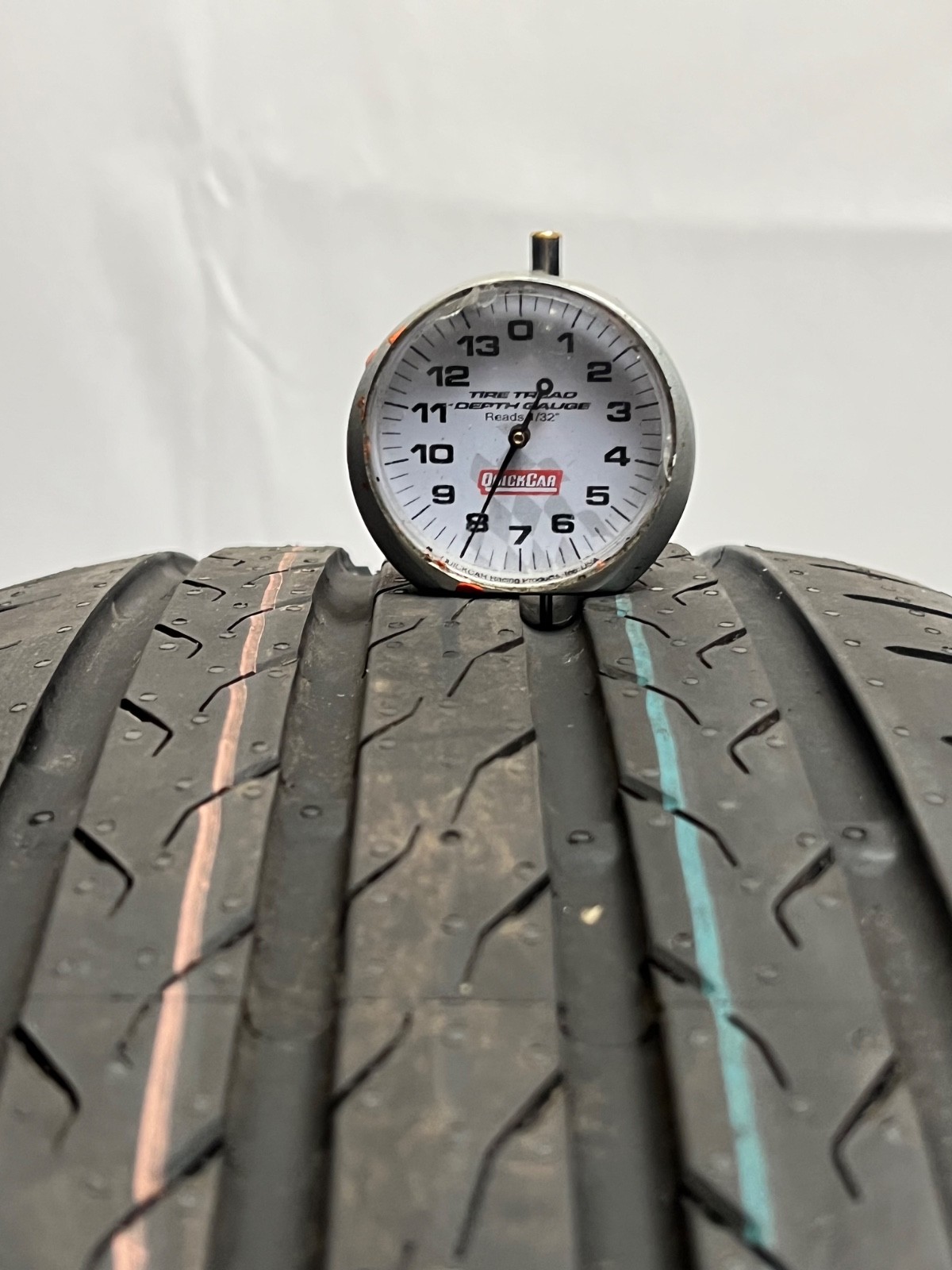 2 – TAKEOFF 225/60R21 XL (103Q) Continental aContact ContiSilent EV (T0) – 4109