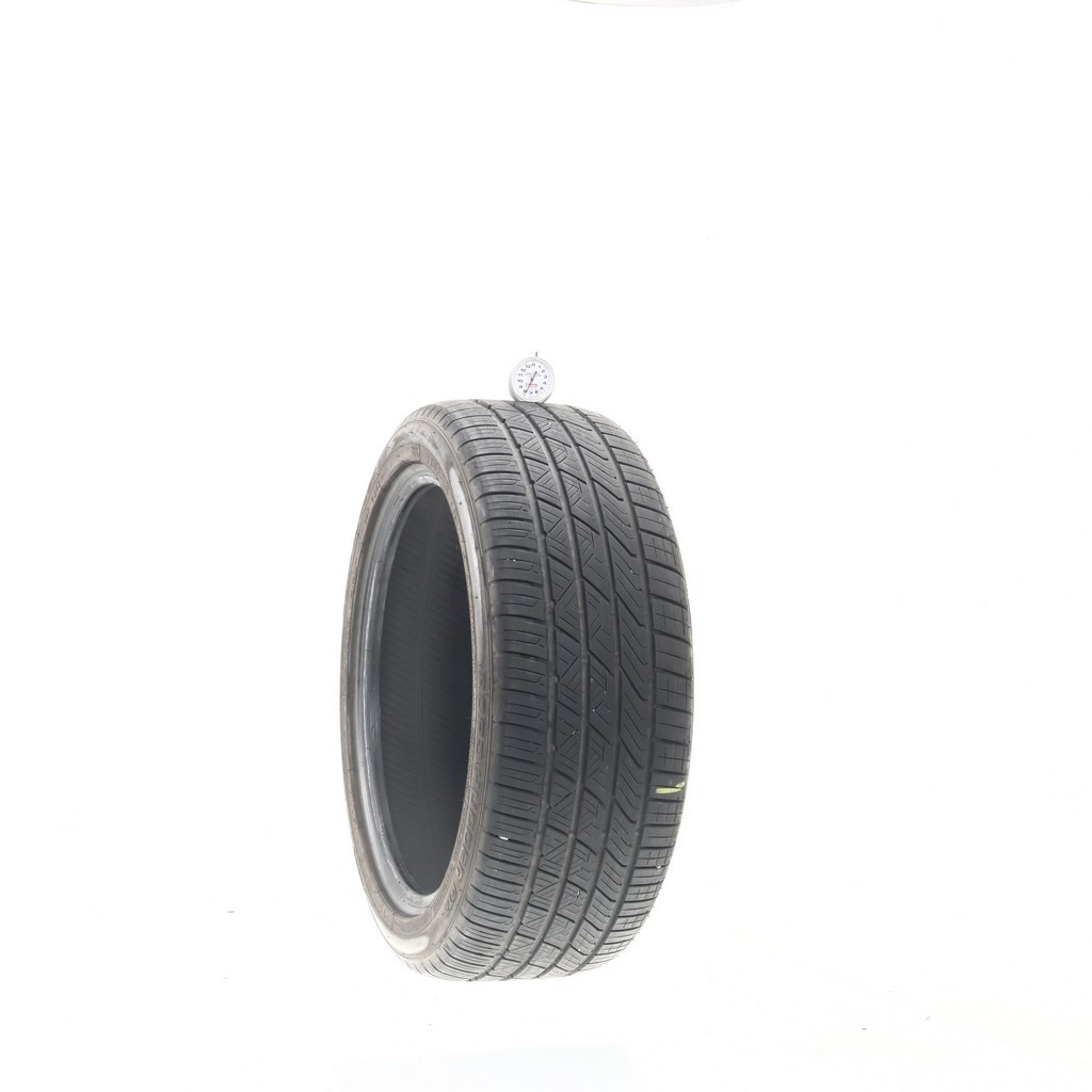 Set of (4) Used 215/45ZR17 Road Hugger GTZ 91W – 8-8.5/32