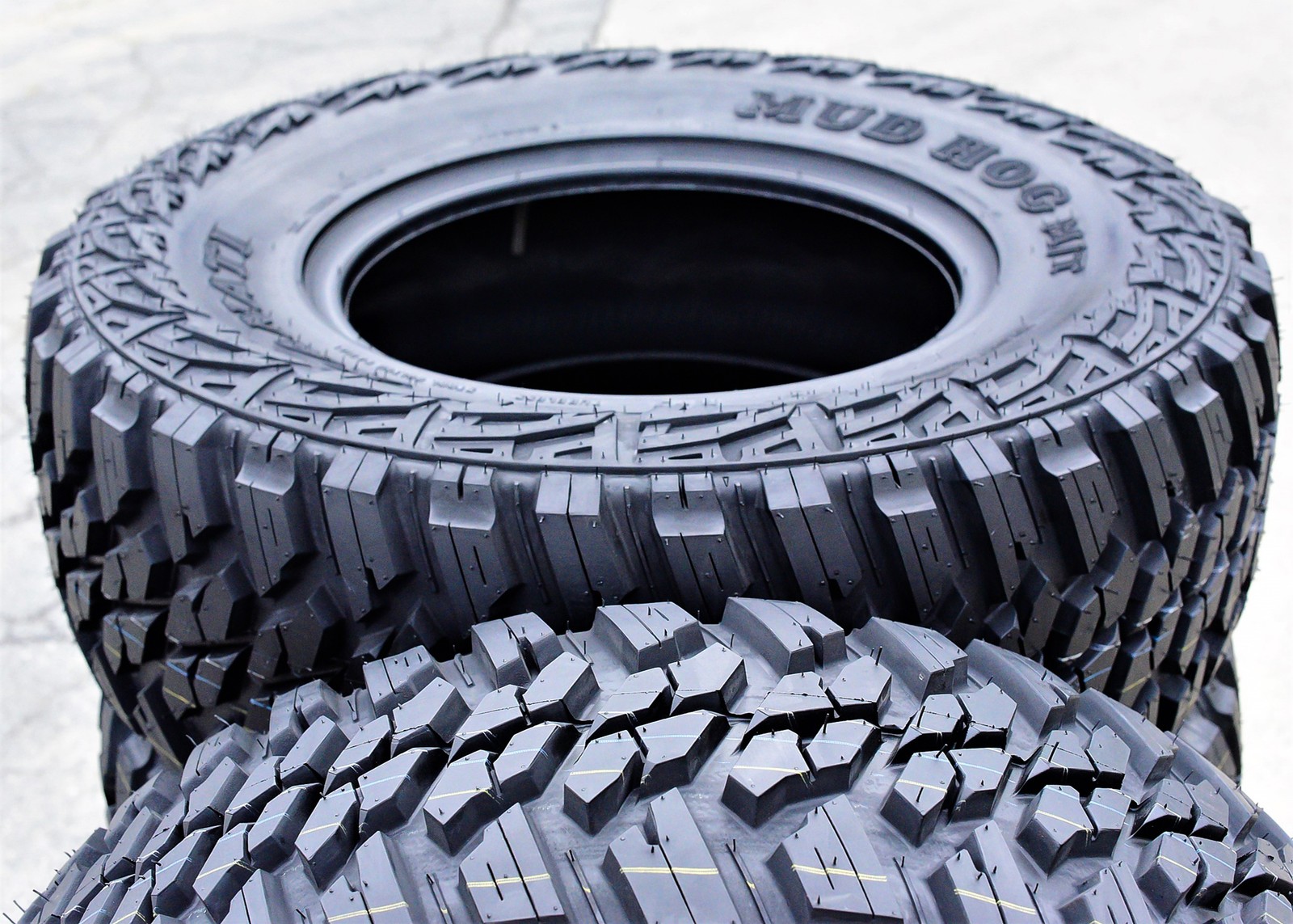 Tire Kanati Mud Hog M/T LT 31X10.50R15 Load C 6 Ply MT Mud