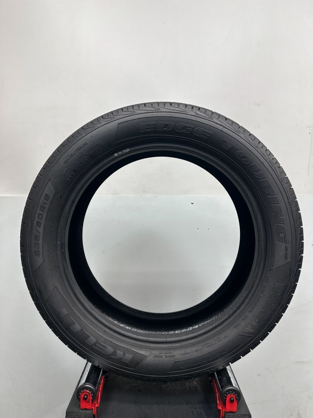 1 Kelly Edge Touring A/S Used Tire P235/50R19 2355019 235/50/19 10/32