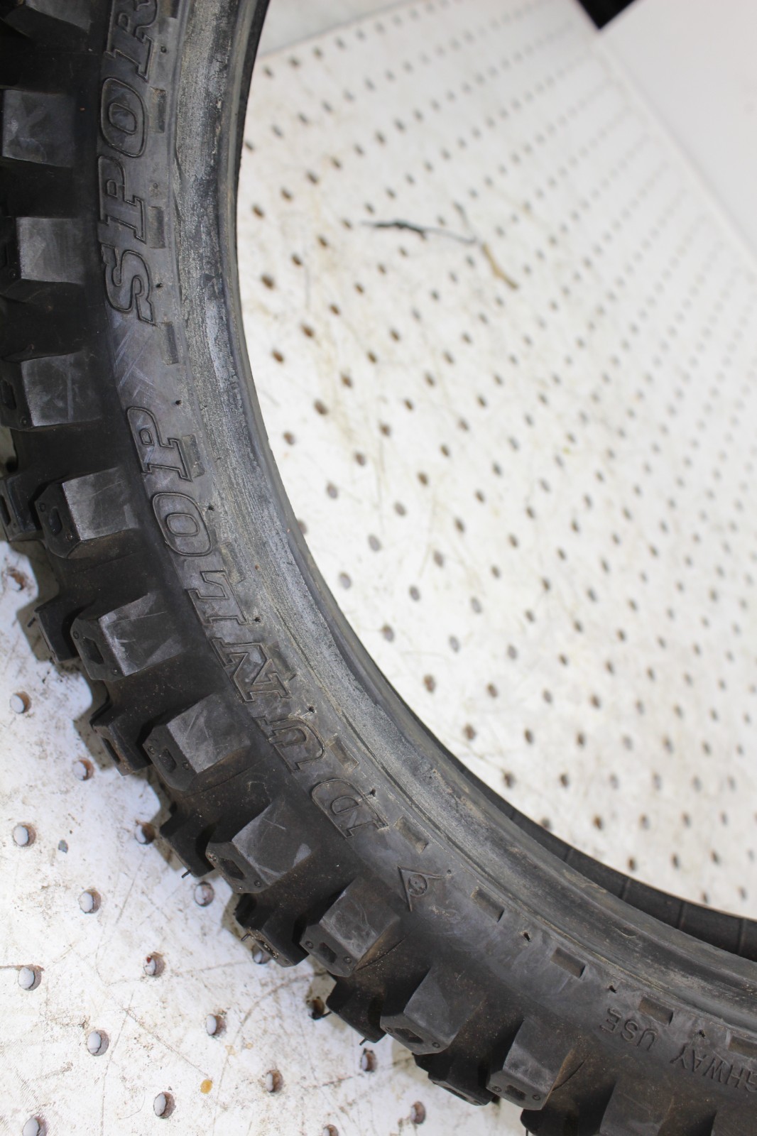 DUNLOP SPORT K490 TIRE TUBE TYPE 70/100-17 *NOS* (NTR17-28)