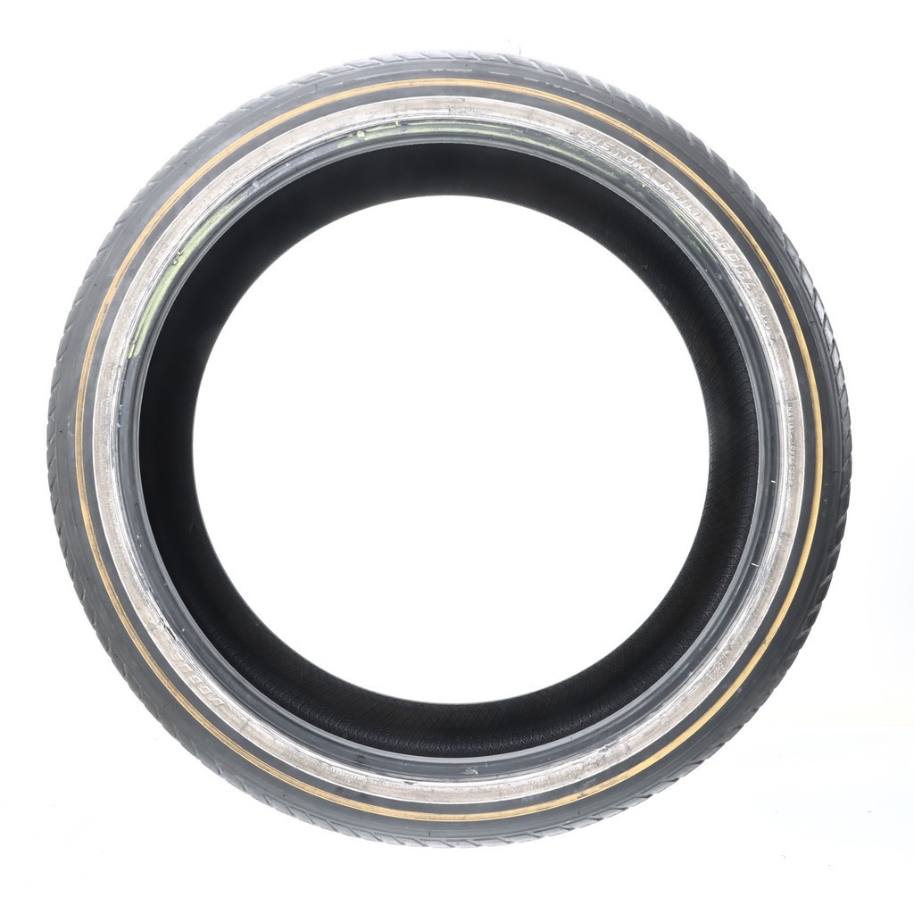 Used 305/35R24 Vogue Custom Built Radial XIII Gold/White 112H – 7.5/32