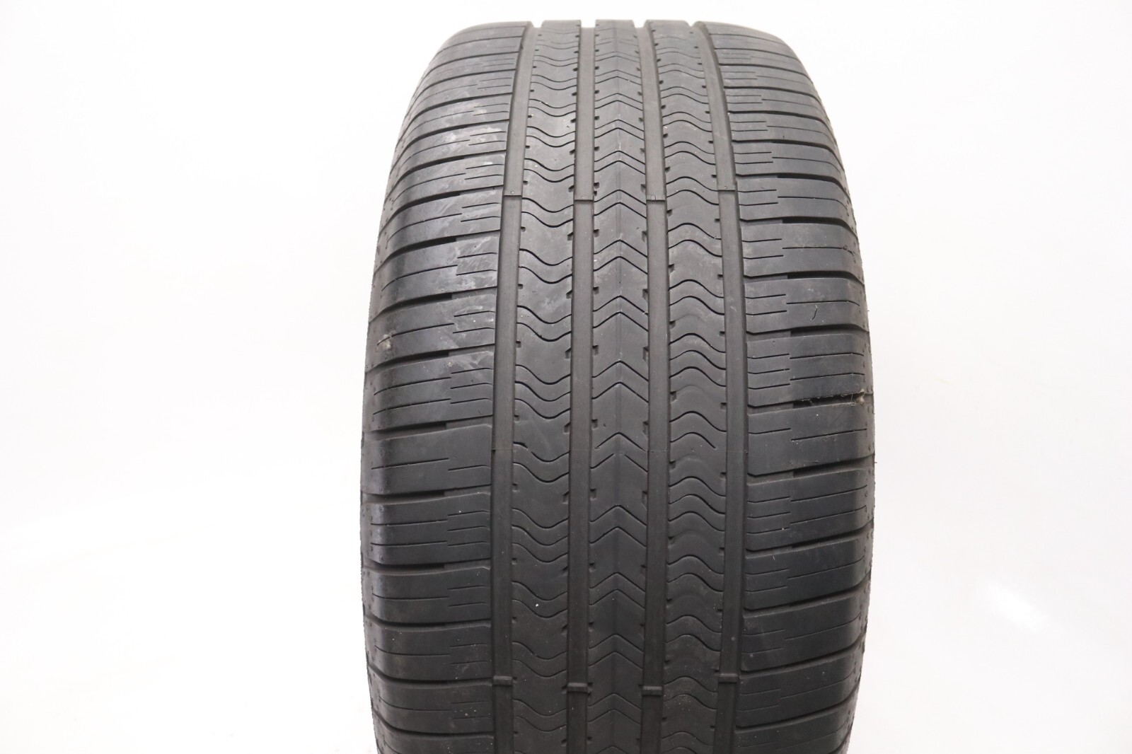 Set of 2 Used 285/40R20 Goodyear Eagle Sport MOExtended – 108V – 7-8/32