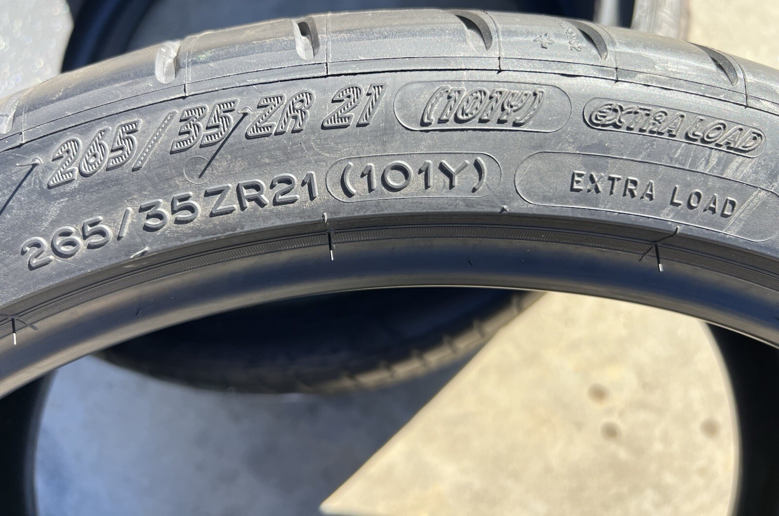 TWO BRAND NEW 265/35ZR21 Michelin Pilot Super Sport T0 TO Tesla Acoustic Tires