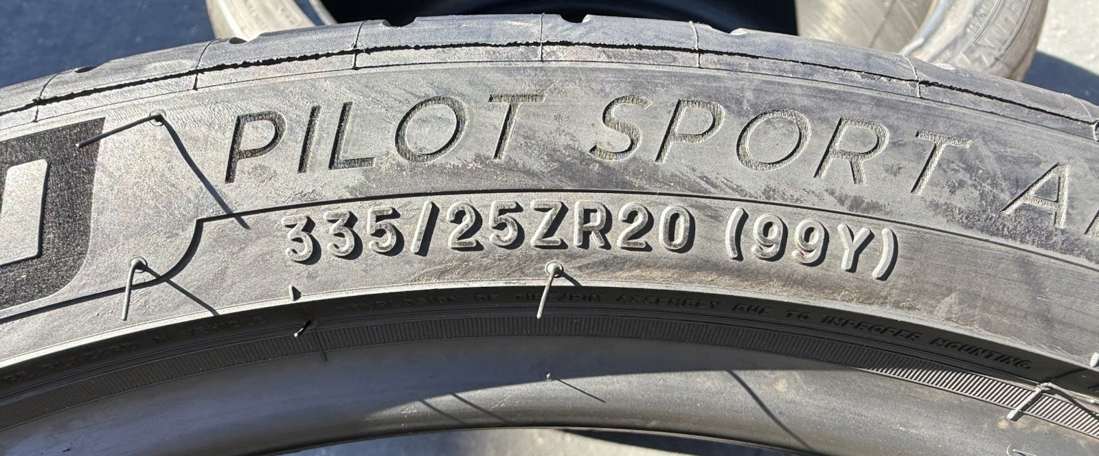 ONE BRAND NEW 335/25ZR20 99Y Michelin Pilot Sport All Season 4 ZP Run Flat Tire