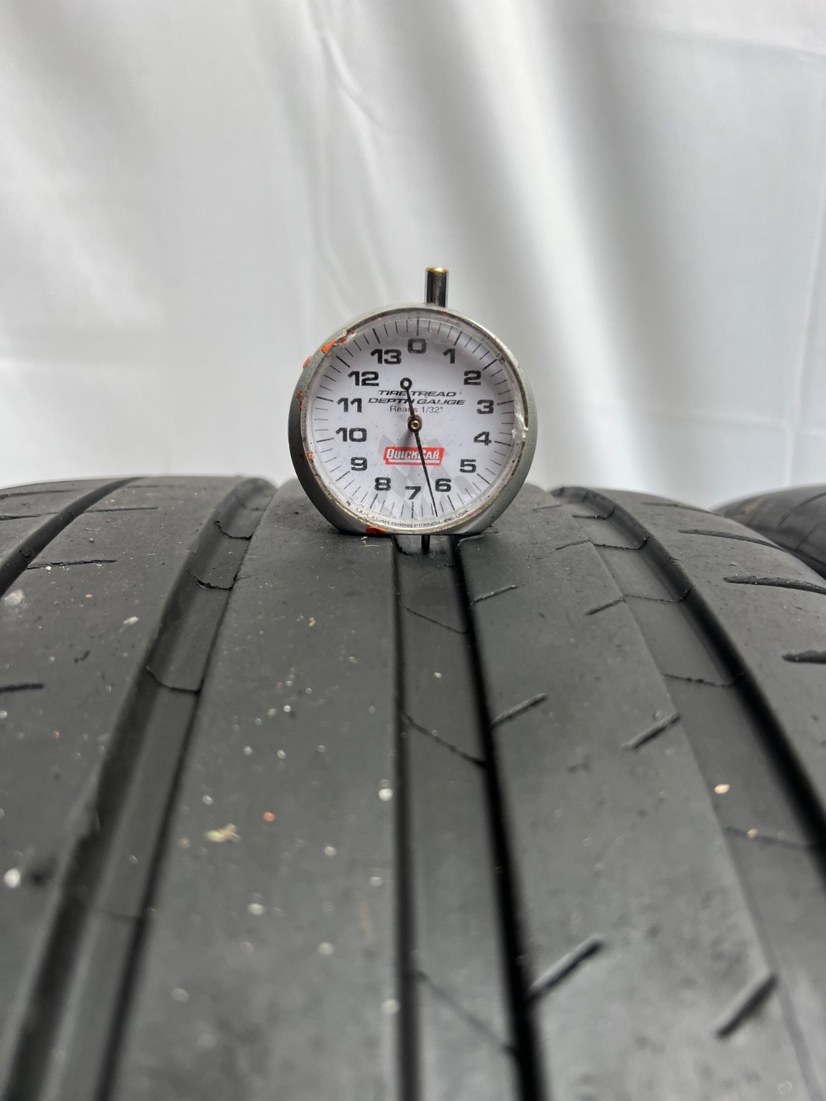 2 – NICE 235/35ZR20 XL (92Y) Michelin Pilot Sport 4 S Acoustic (T0) Tesla – 5026