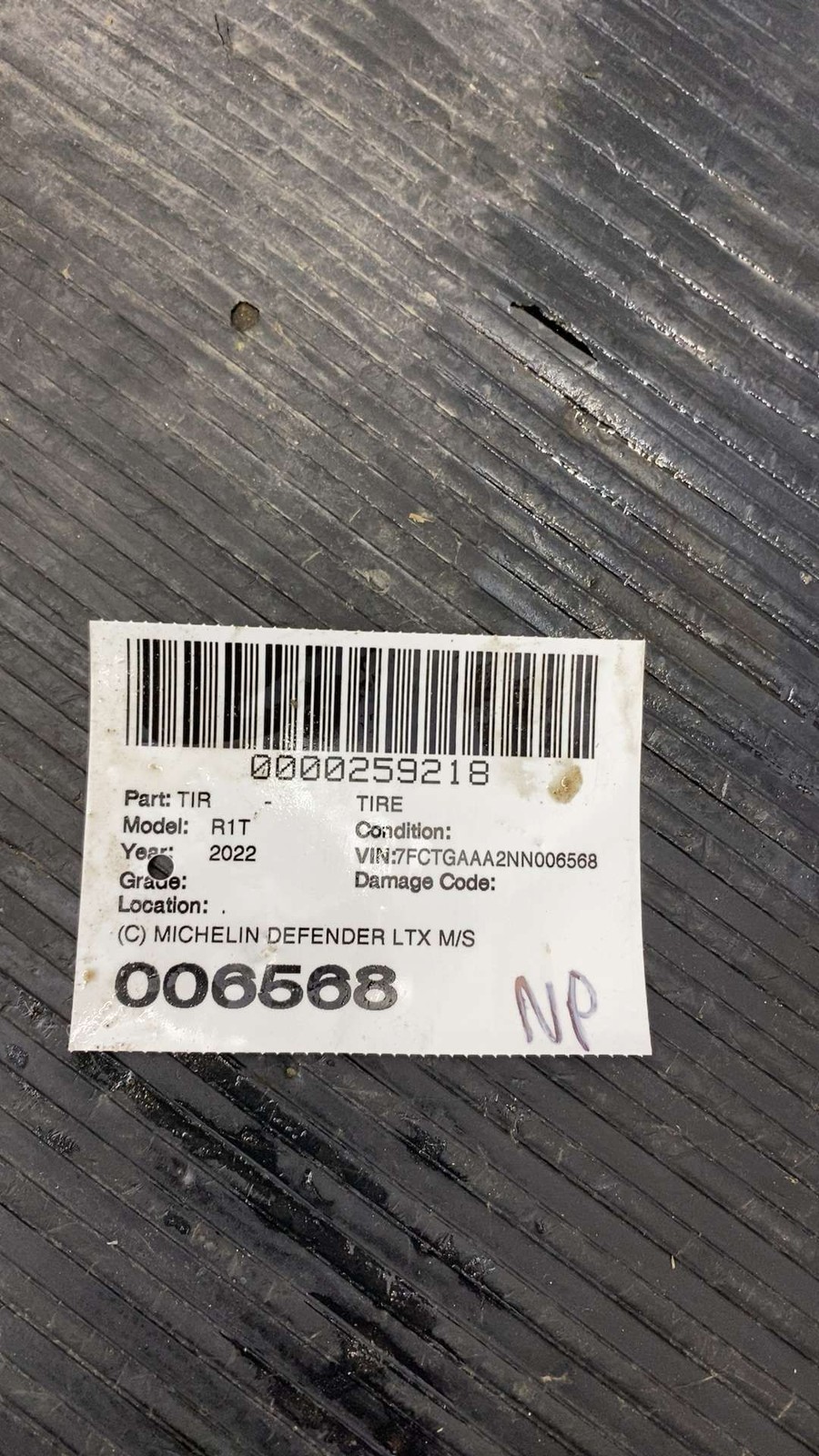 (C) MICHELIN DEFENDER LTX M/S 2 275/50R22 115W 12/32ND DOT 5025