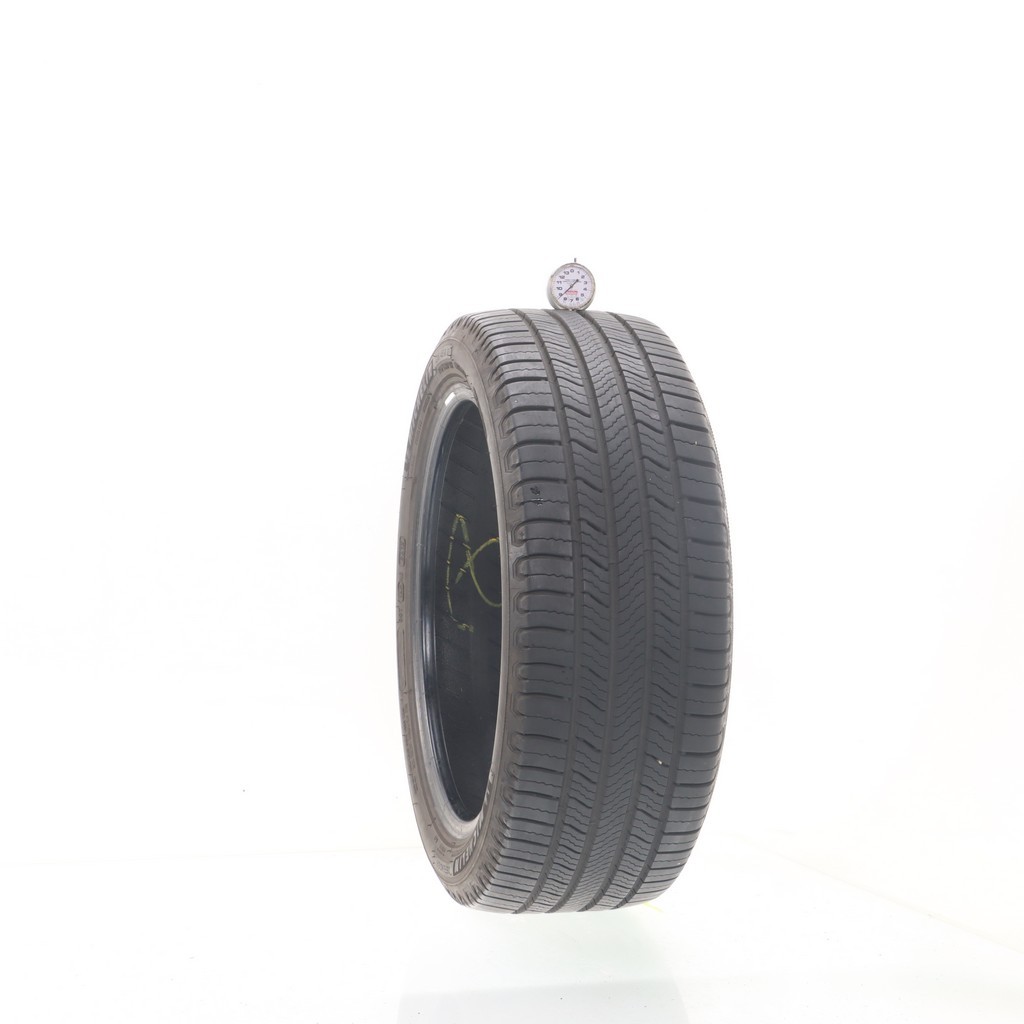 Set of (4) Used 215/45R17 Michelin Defender 2 91H – 7-8.5/32
