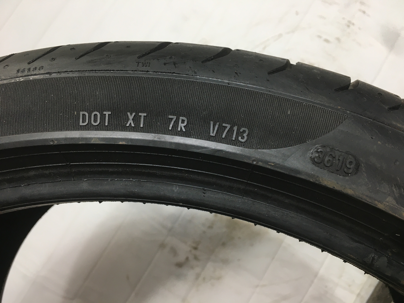 [1] Pirelli P Zero P315/30ZR22 315 30 22 Tire 8.0-8.5/32