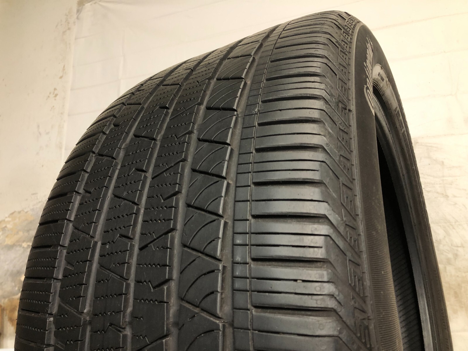 [1] Continental CrossContact LX Sport P315/40R21 315 40 21 Tire 7.5-8.0/32
