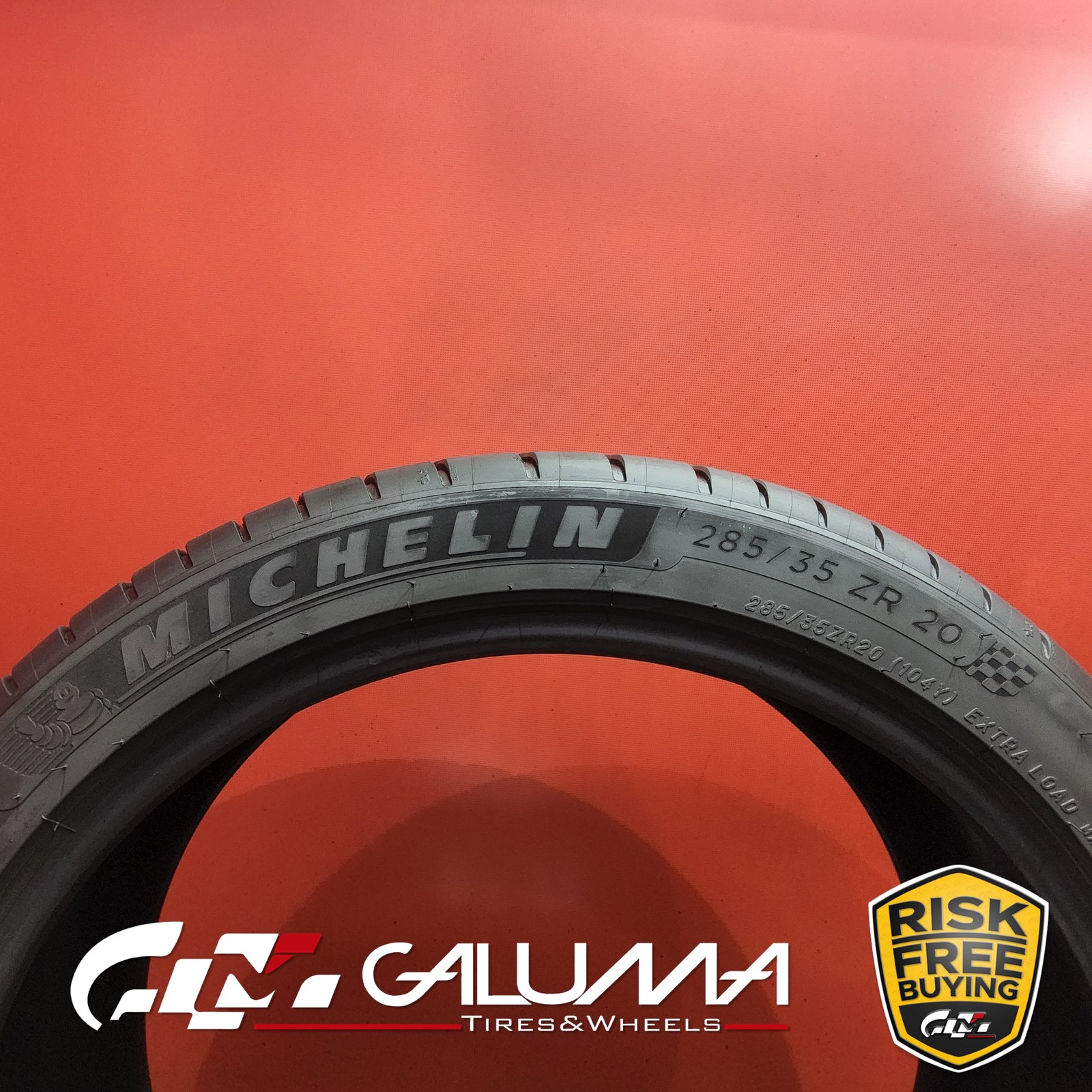 1 Tire LikeNEW Michelin Pilot Sport 4S (★) XL 285/35ZR20 285/35/20 104Y #95621