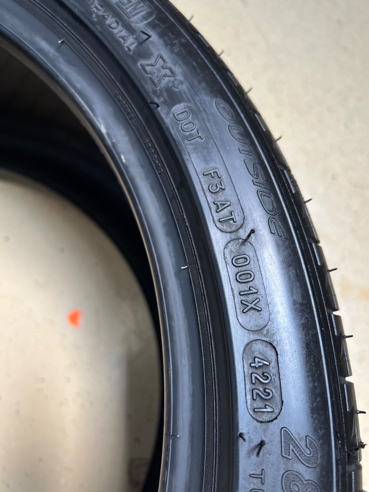 1 – TAKEOFF 285/30ZR18 (93Y) Michelin Pilot Sport PS2 (N3) Porsche – 6149