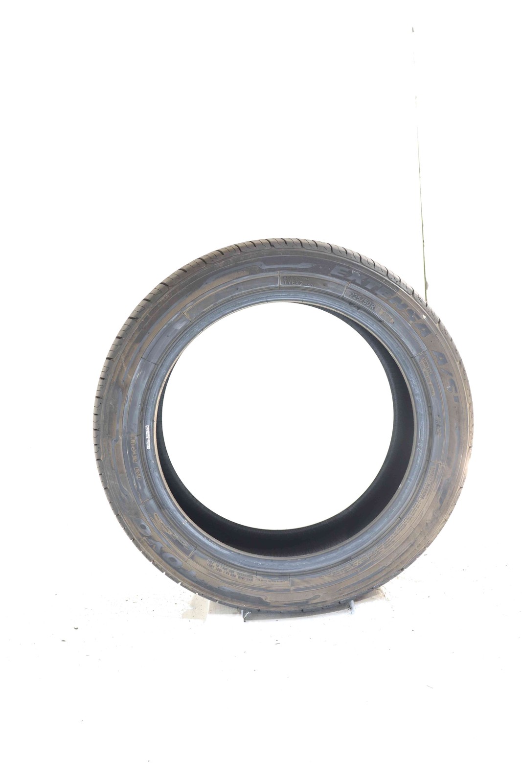 P225/50R18 Toyo Extensa A/S II 95 H Used 11/32nds