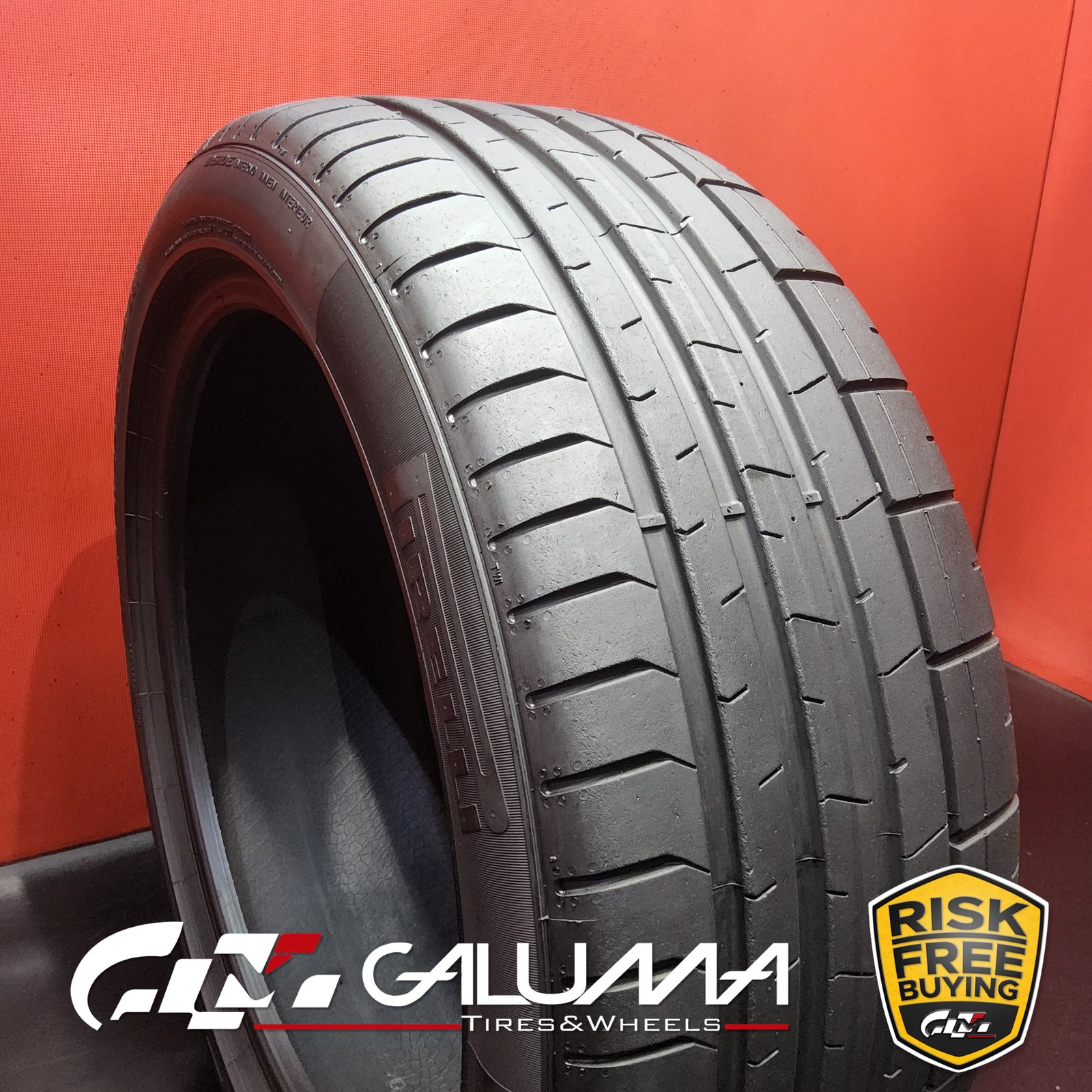 1 Tire LikeNEW Pirelli P Zero (N1) 235/45ZR18 235/45/18 2354518 94Y #95946