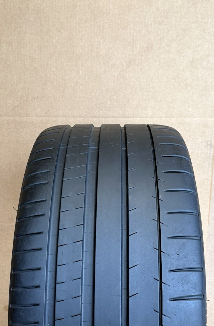 285/35ZR19 99Y Michelin Pilot Super Sport ZP 8/32 DOT 0218 2853519