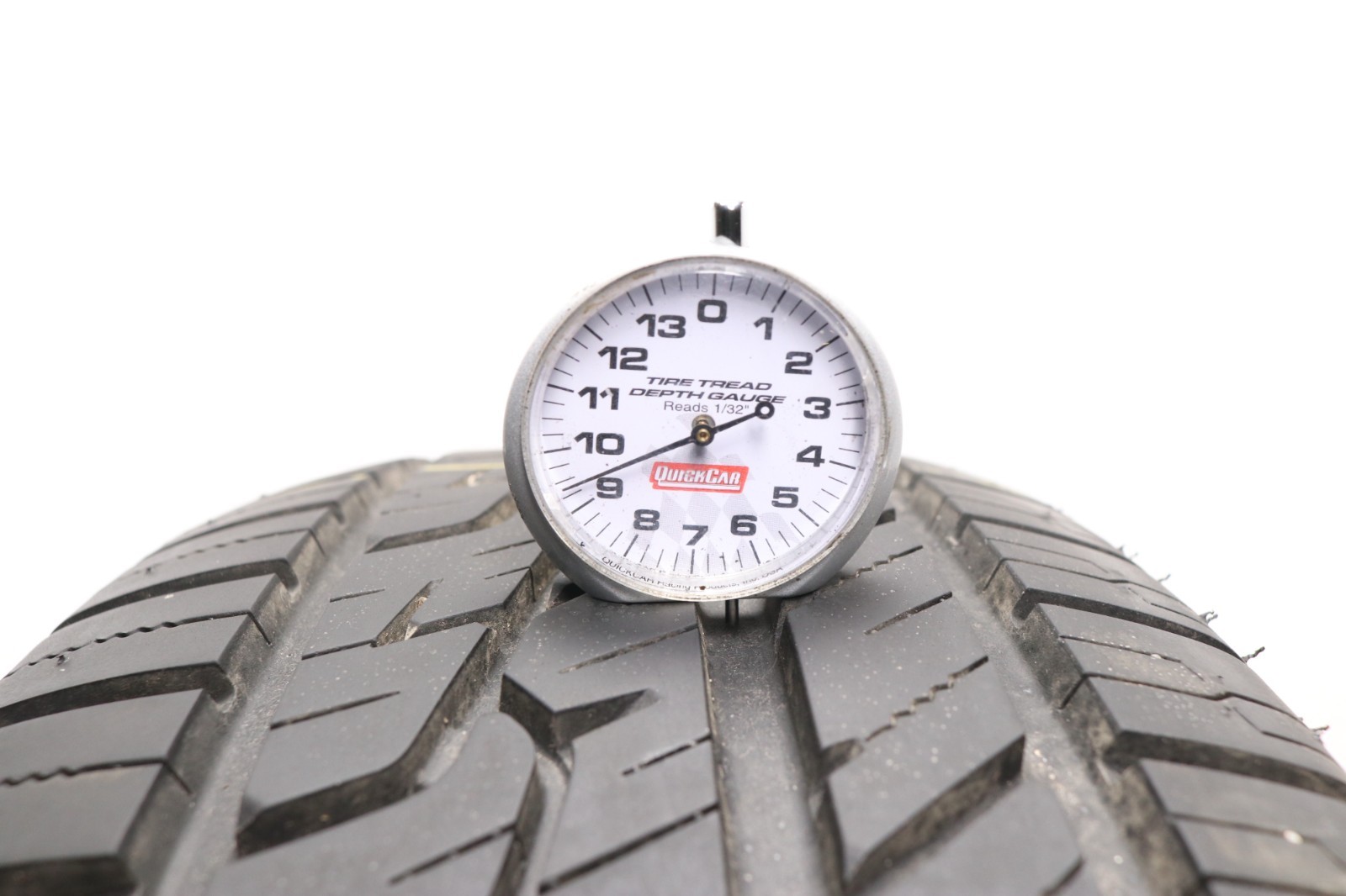 Set of 2 Used 235/65R17 Sumitomo HTR AS P03 – 108V – 8.5-9/32 No Repairs