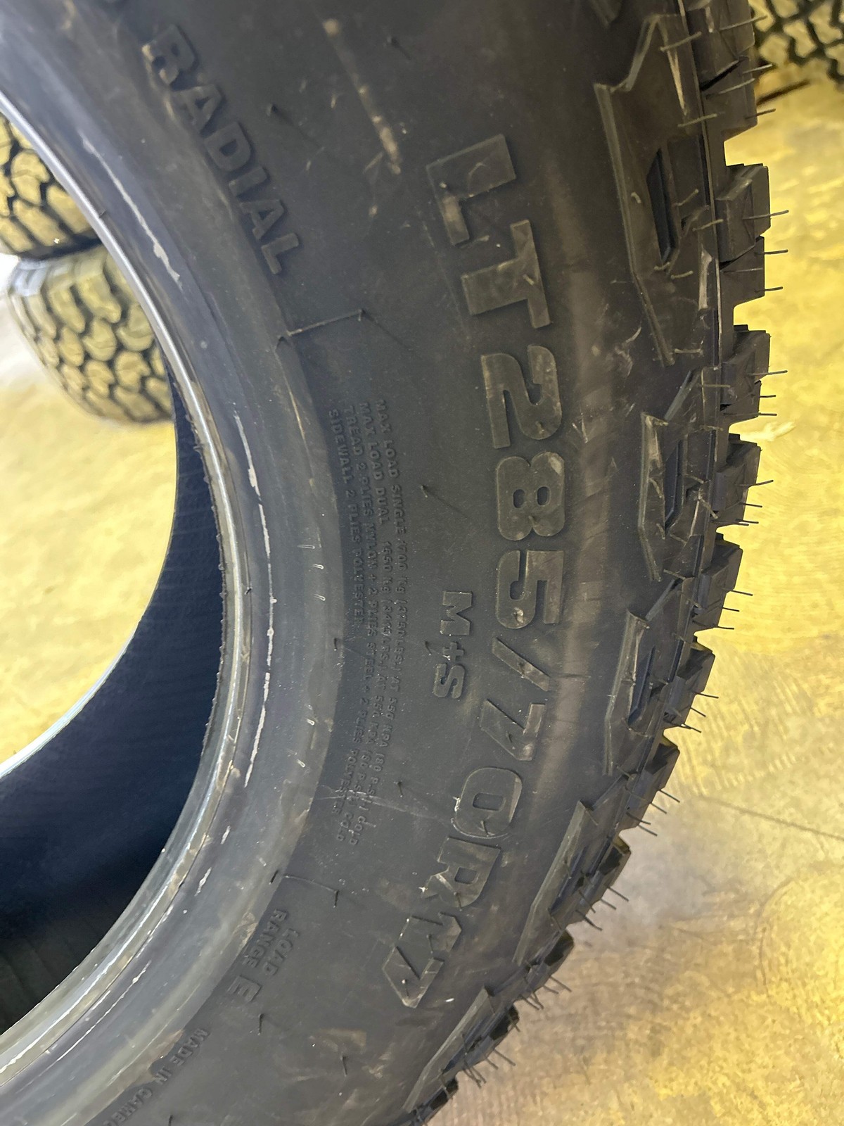 GLADIATOR XCOMP A/T OWL LT 285 70 17 126/123Q 10PLY ALL TERRAIN TIRE 1932367784