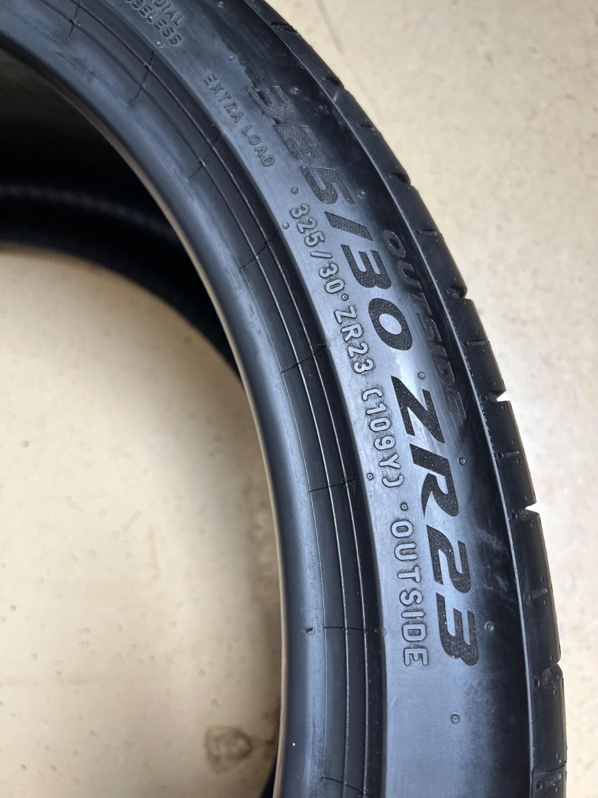 1 – TAKEOFF 325/30ZR23 XL (107Y) Pirelli P Zero PZ5 (L1 ELECT) – 6111 NO REPAIRS
