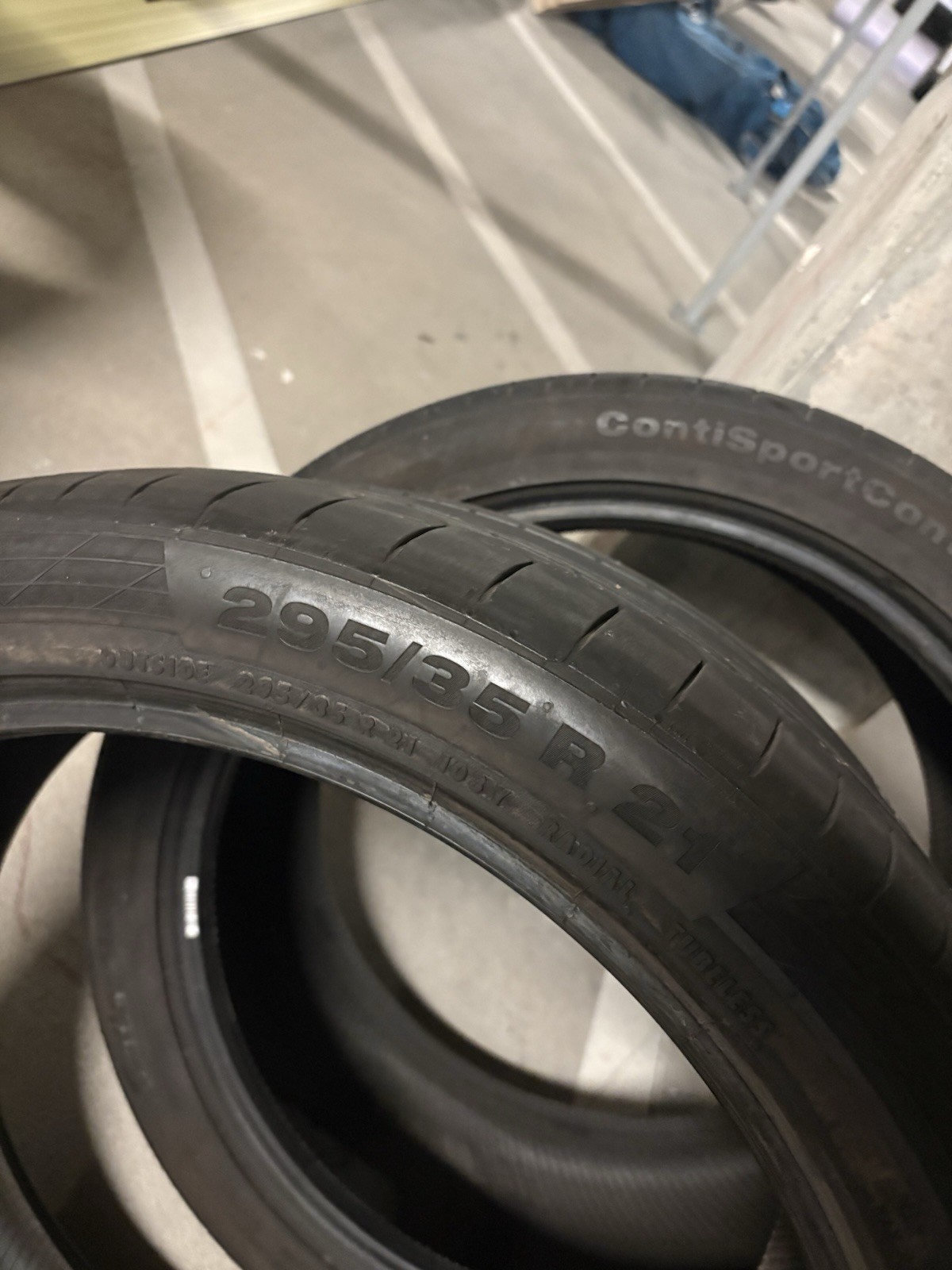1 – TAKEOFF 295/35R21 (103Y) Continental ContiSportContact 5P (N0) – 1067
