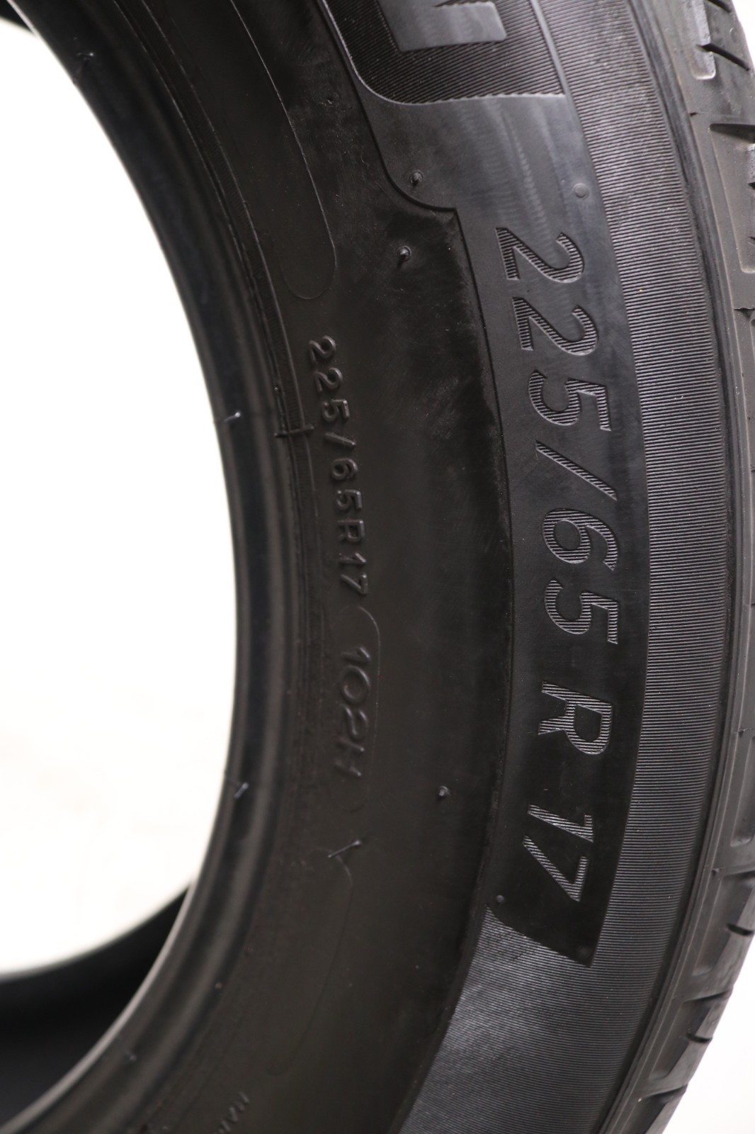 Set of 4 Used 225/65R17 Michelin Primacy A/S – 102H – 7.5-8.5/32