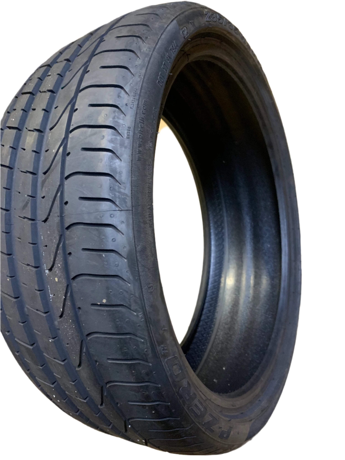 PIRELLI P ZERO BSW P 235 35 20 92Y XL SUMMER TIRE 2494400