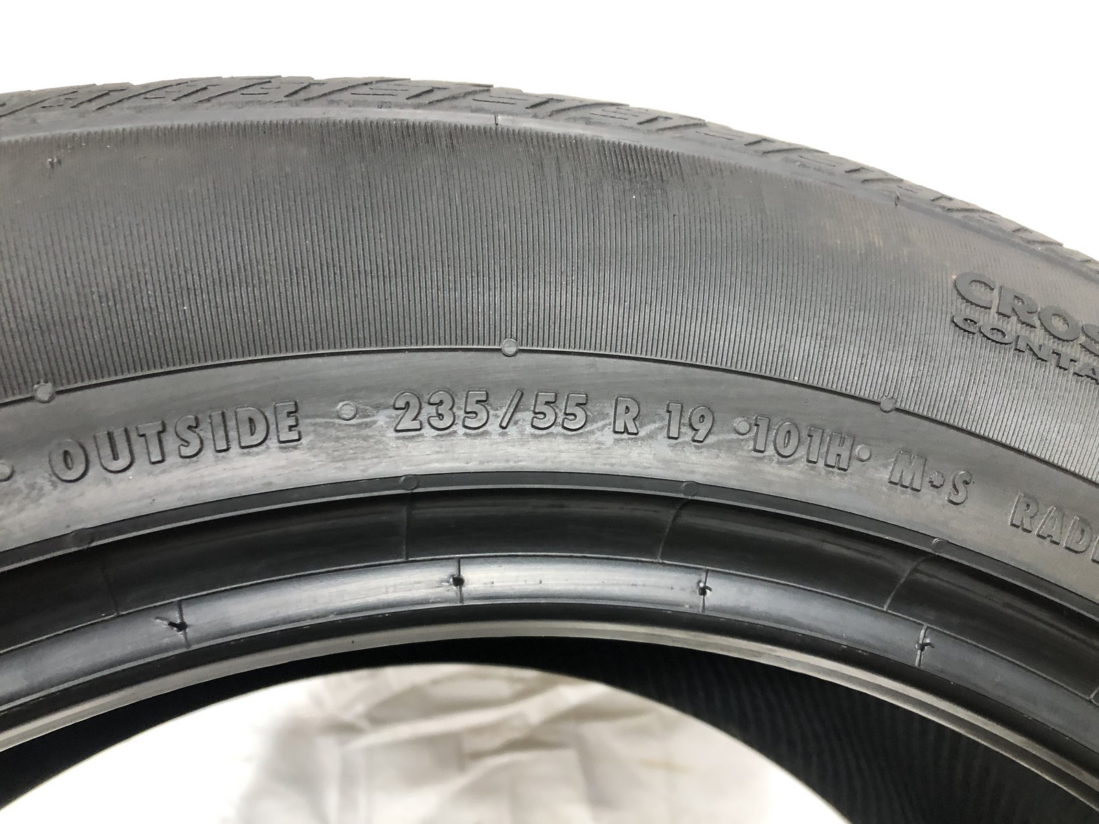 [1] Continental CrossContact LX Sport P235/55R19 235 55 19 Tire 8.0/32