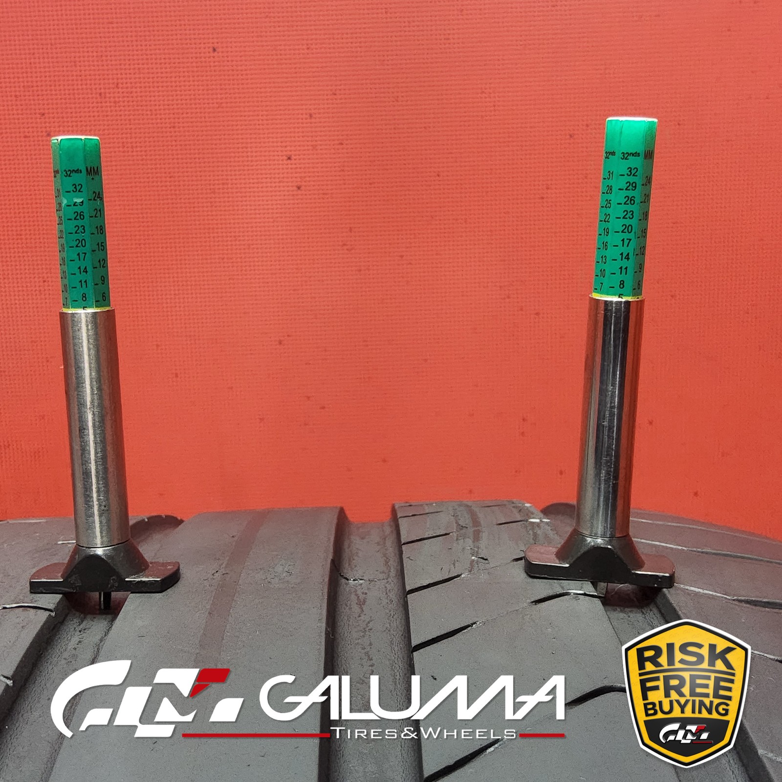 Set of 2 Tires Pirelli P-Zero (PZ4) MO1A XL 285/40ZR19 285/40/19 107Y #95366