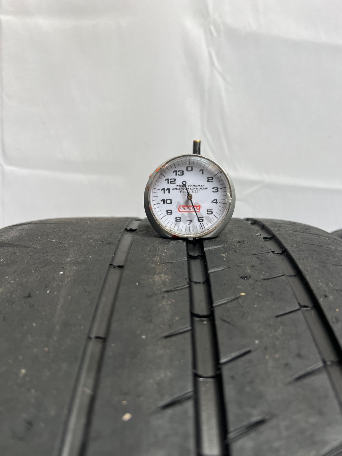 2 – NO REPAIRS 265/35ZR20 XL (99Y) Michelin Pilot Sport Cup 2 R (N0) – 6115