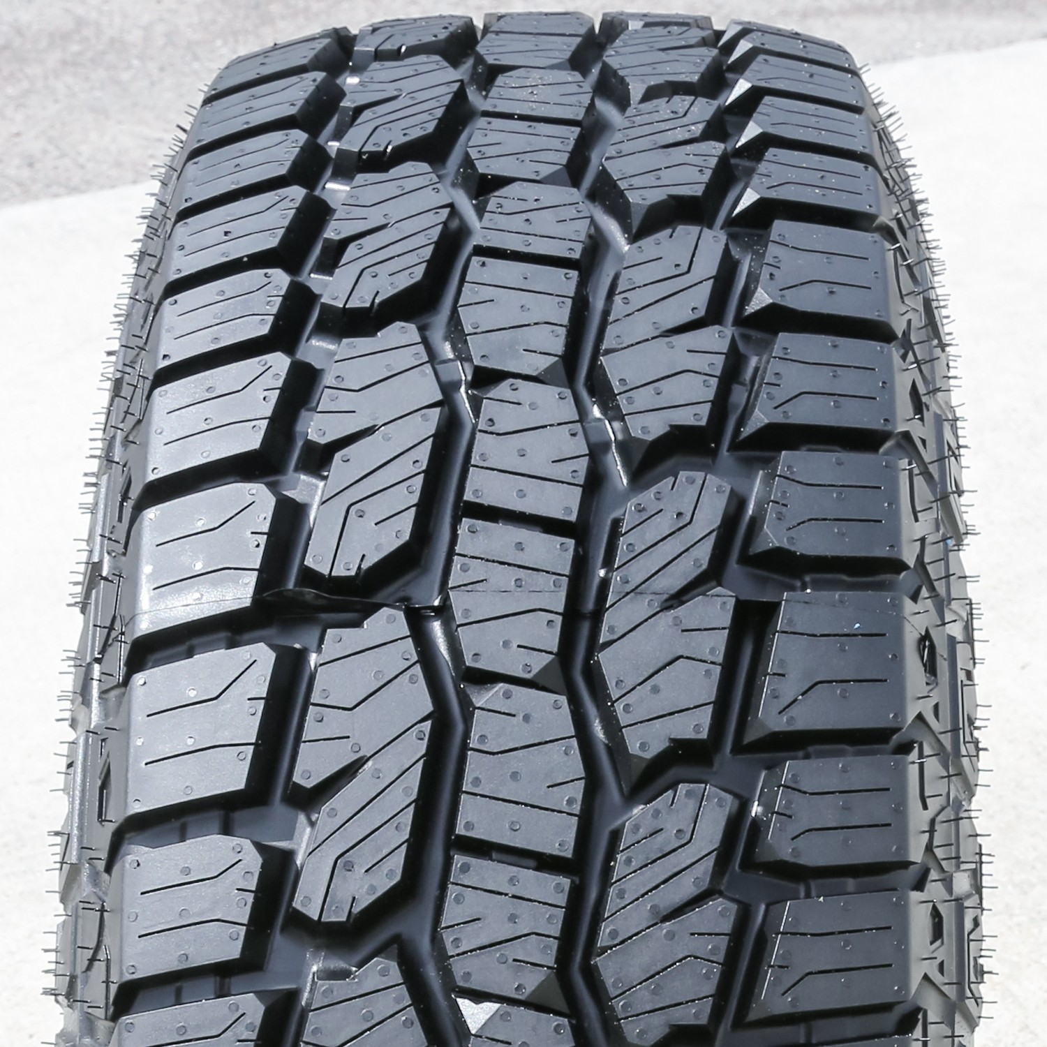 2 Atlas Tire Paraller A/T 305/70R16 124/121R E 10 Ply (OWL) 55k Mi Warranty