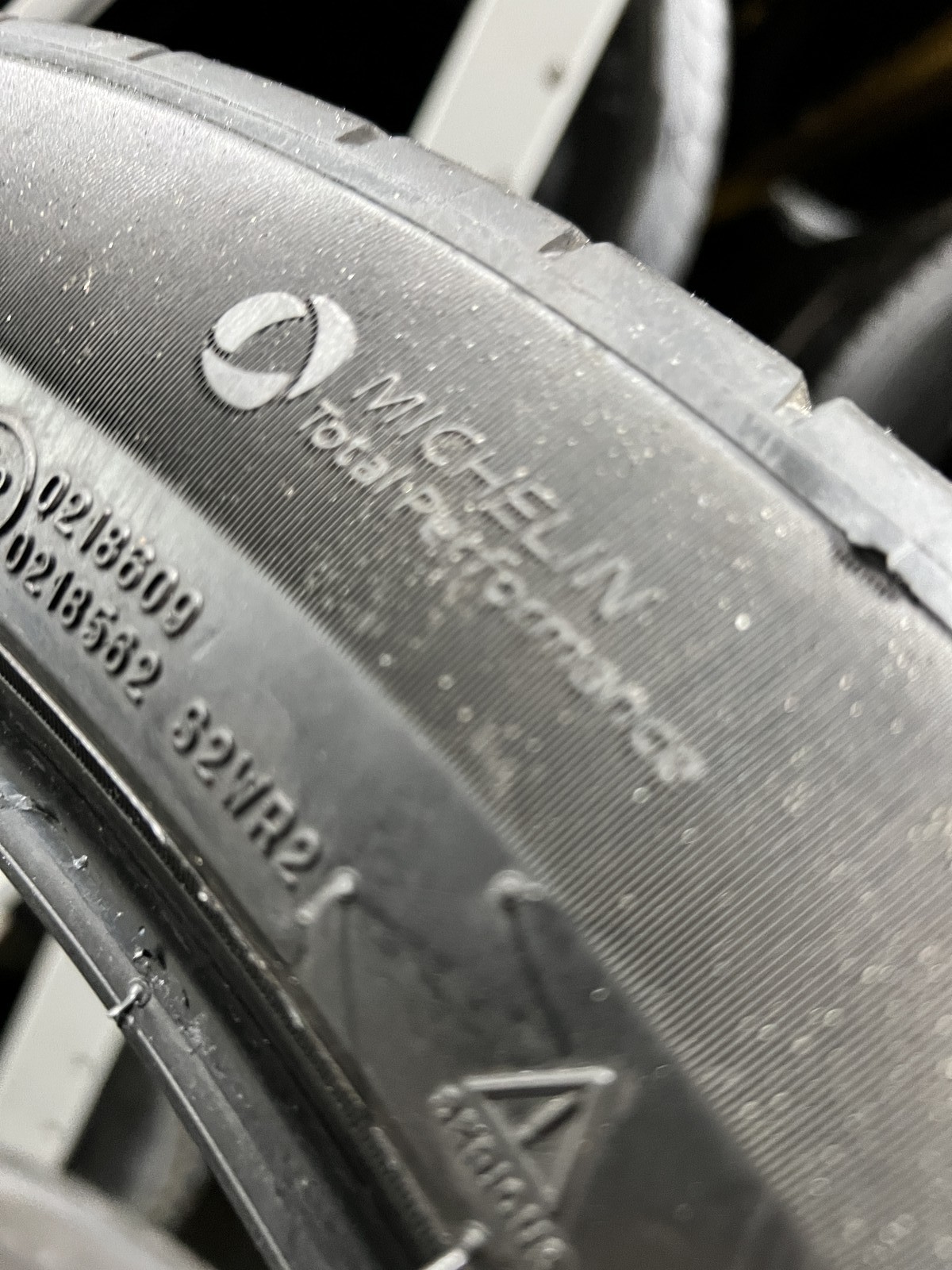 HIGH TREAD TIRES 1 Michelin Pilot Sport 4 245/45/20 245/45R20 103Y No Patch