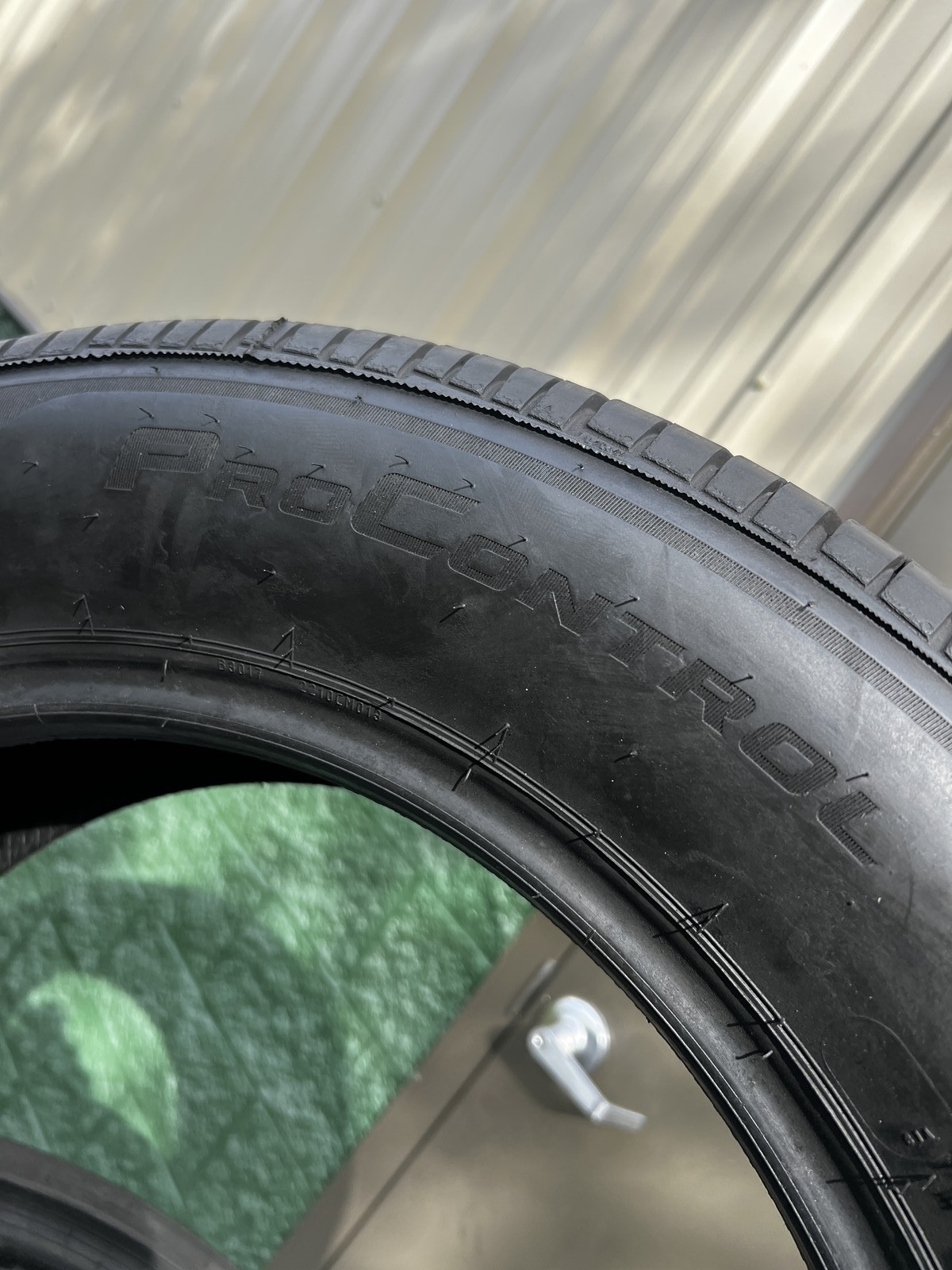 1 Tire Cooper ProControl 235/60R18 107V DOT.0124 9.75/32 NO Patch