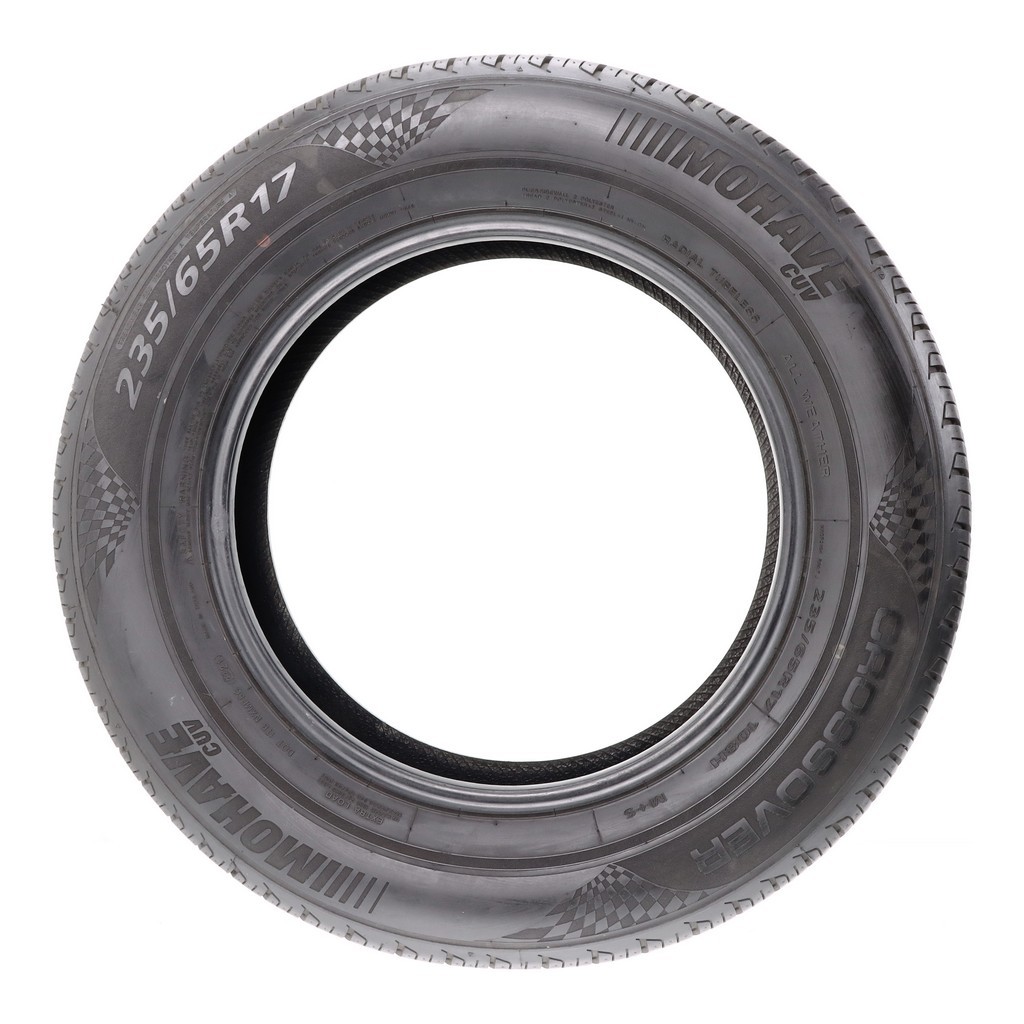 Used 235/65R17 Mohave Crossover CUV 108H – 10/32 (OGSK)