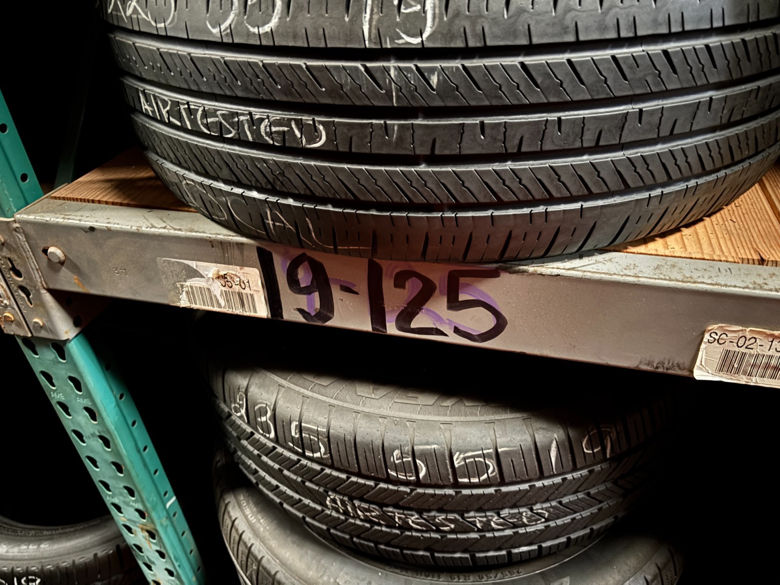NO SHIPPING ONLY LOCAL PICK UP Set 4 Tires 235 55 19 Goodyear Assurance MaxLife