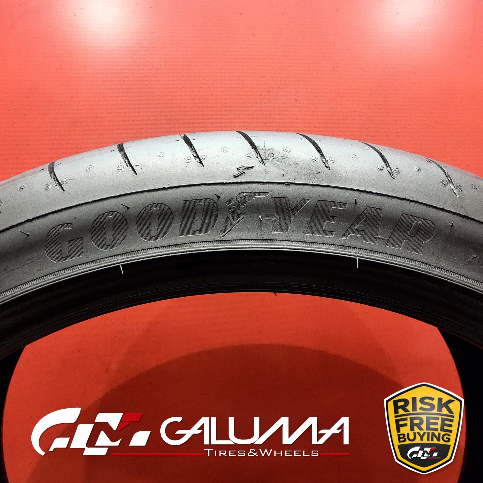 Set of 2 Tires LikeNEW Goodyear Eagle F1 Asymmetric 3 305/30ZR21 305/30/21 88203