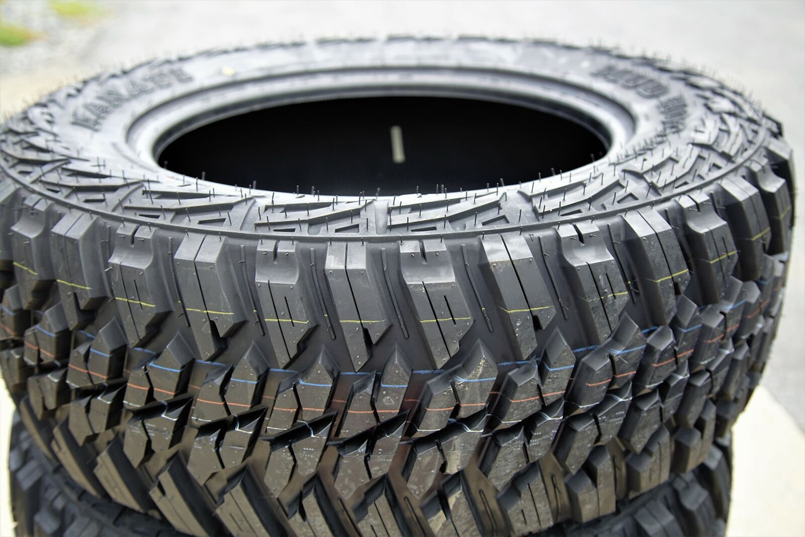 Tire Kanati Mud Hog M/T LT 31X10.50R15 Load C 6 Ply MT Mud