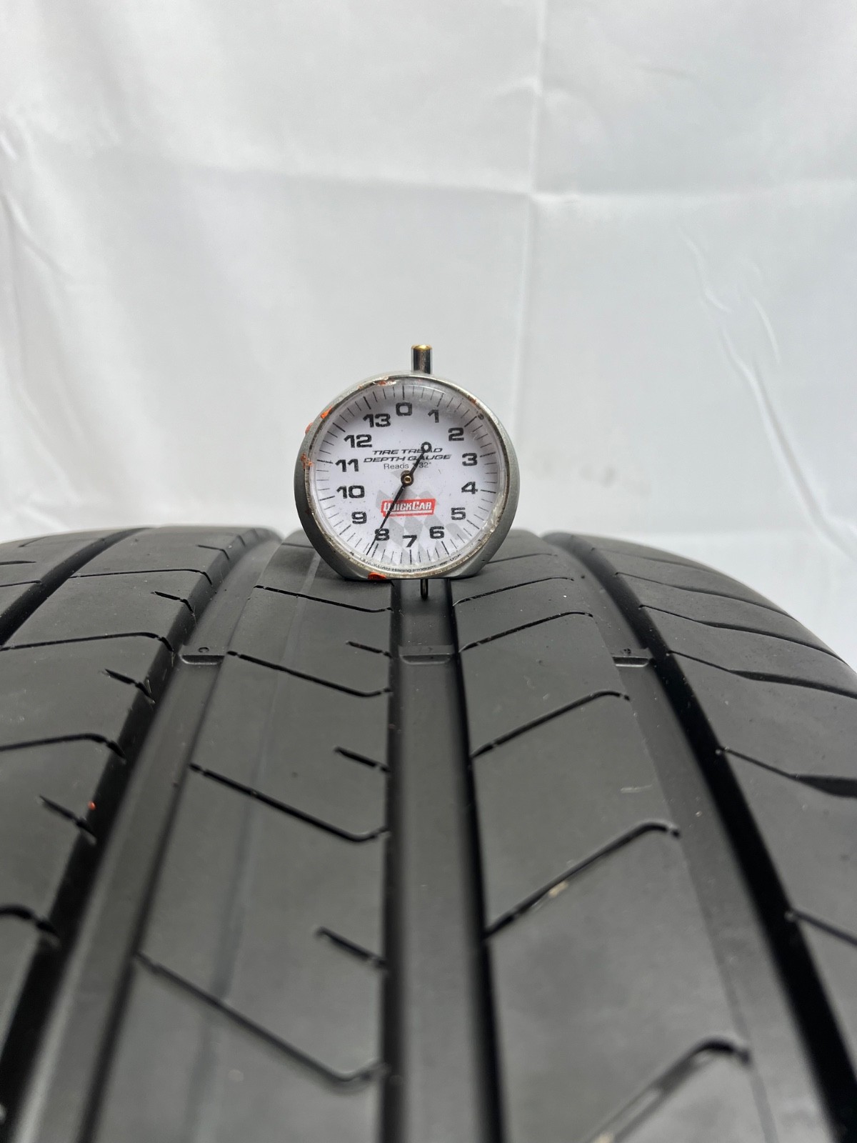 1 – TAKEOFF 285/35R21 XL (105Y) Pirelli P Zero PZ4 SEAL (*) BMW OEM – 5075