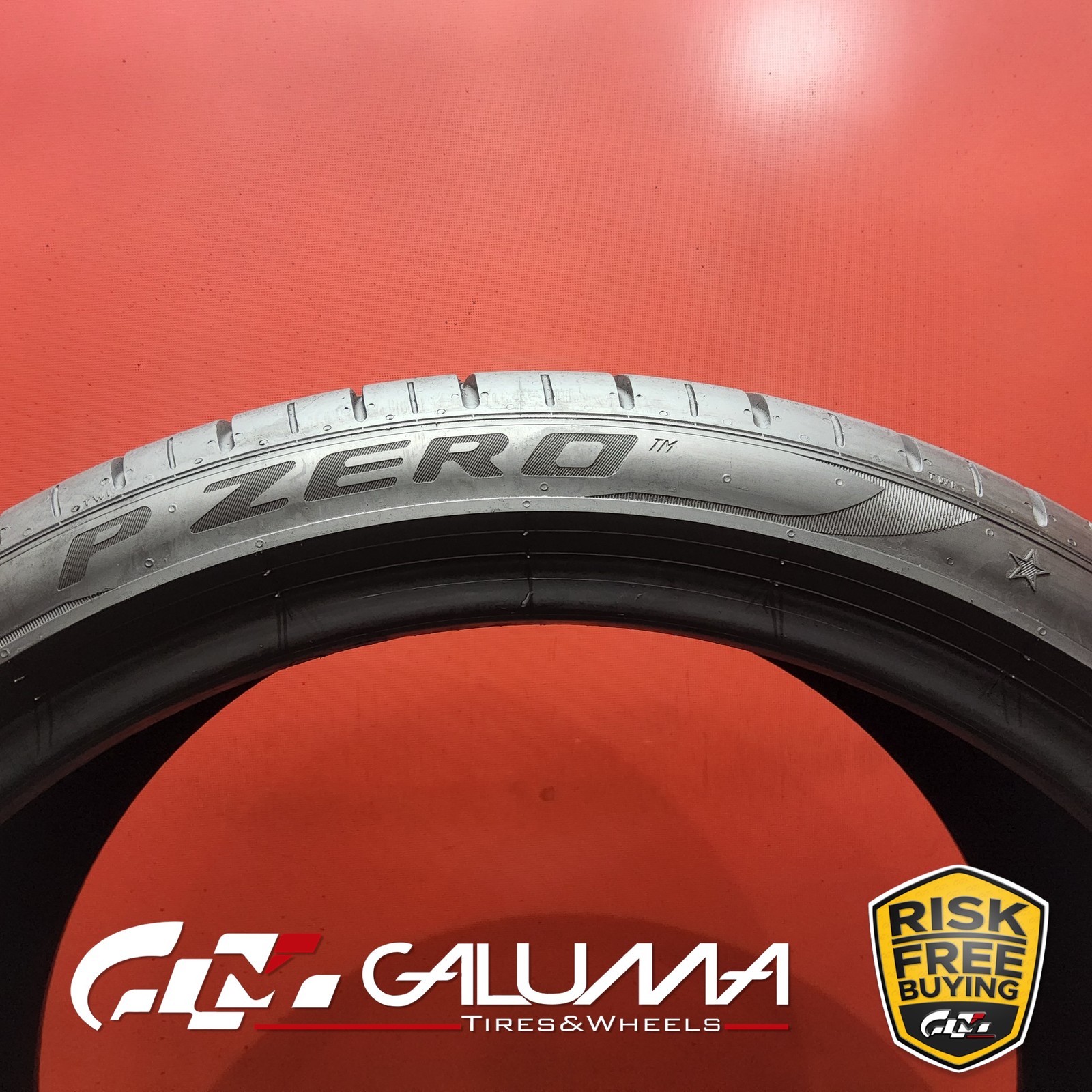 Set of 2 Tires Pirelli P-Zero (PZ4) ★ XL 285/30ZR20 285/30/20 2853020 99Y #95491