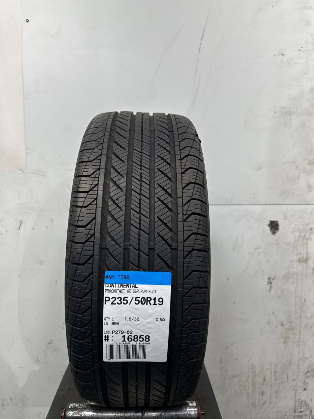 1 Used Continental ProContact GX SSR Run Flat P235/50R19 2355019 235/50/19 9/32