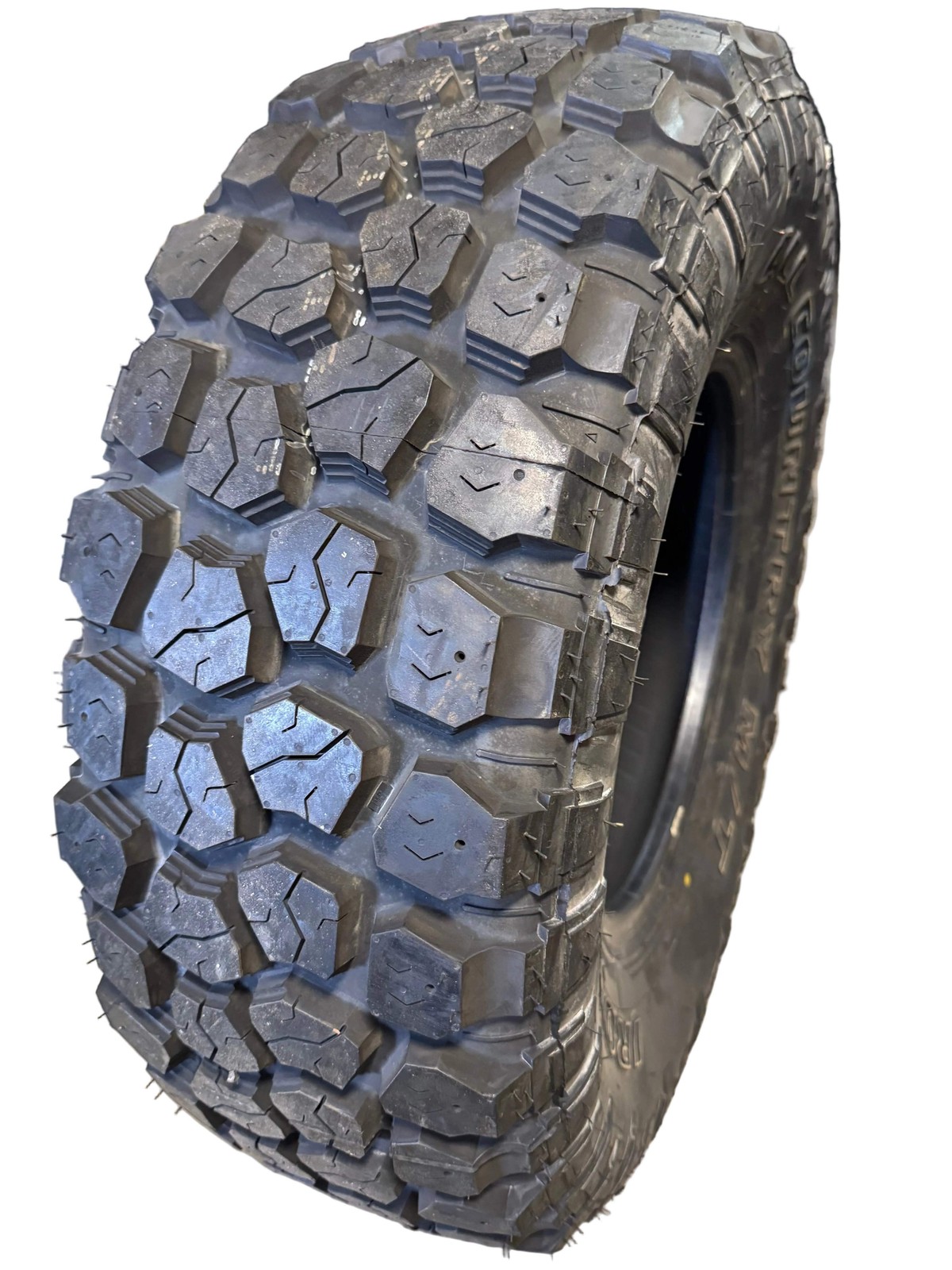IRONMAN ALL COUNTRY M/T OWL LT 31 10.5 15 109Q 6PLY MUD TERRAIN TIRE 98772