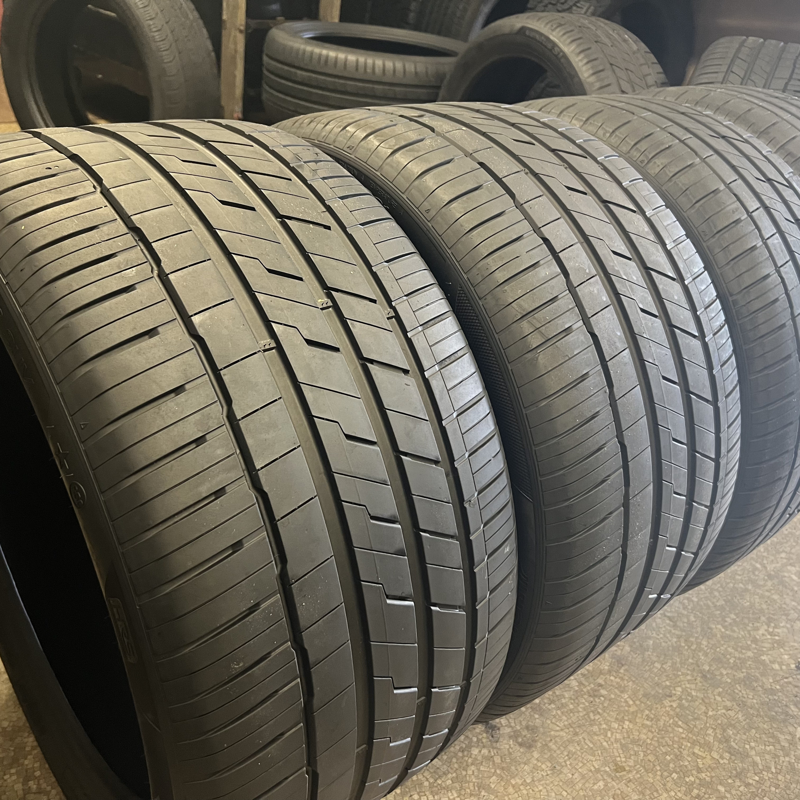 Set Of 4 Tires LikeNew Hankook Ventus S1 Evo3 SUV HRS BMW 275/40R21 & 315/35R21