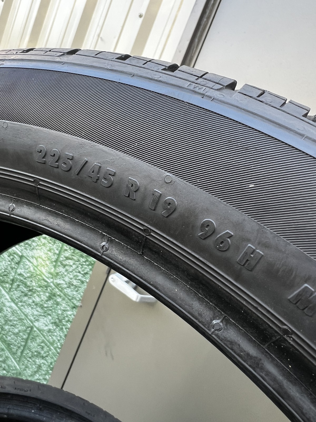 1 Tire Continental ProContact TX SSR ★ BMW 225/45R19 96H DOT.2523 8/32 NO Patch