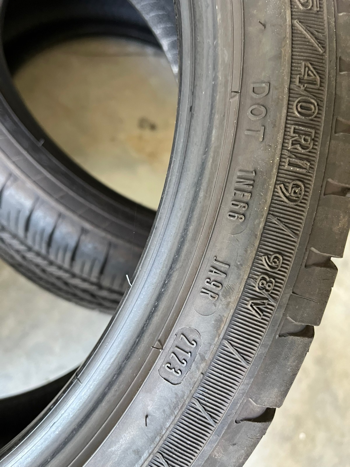 PAIR 245/40R19 Goodyear Eagle LS2 ROF RunFlat 98V XL – 9.5/32 EXCELLENT