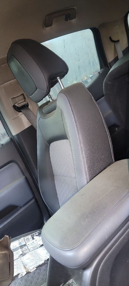 2019 Chevrolet Colorado Tire 255 65R17 110T,Goodyear Wrangler