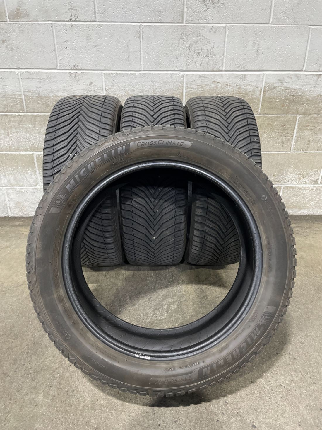4x P245/50R20 Michelin Cross Climate2 A/W 8/32 102 V Used Tires 2455020