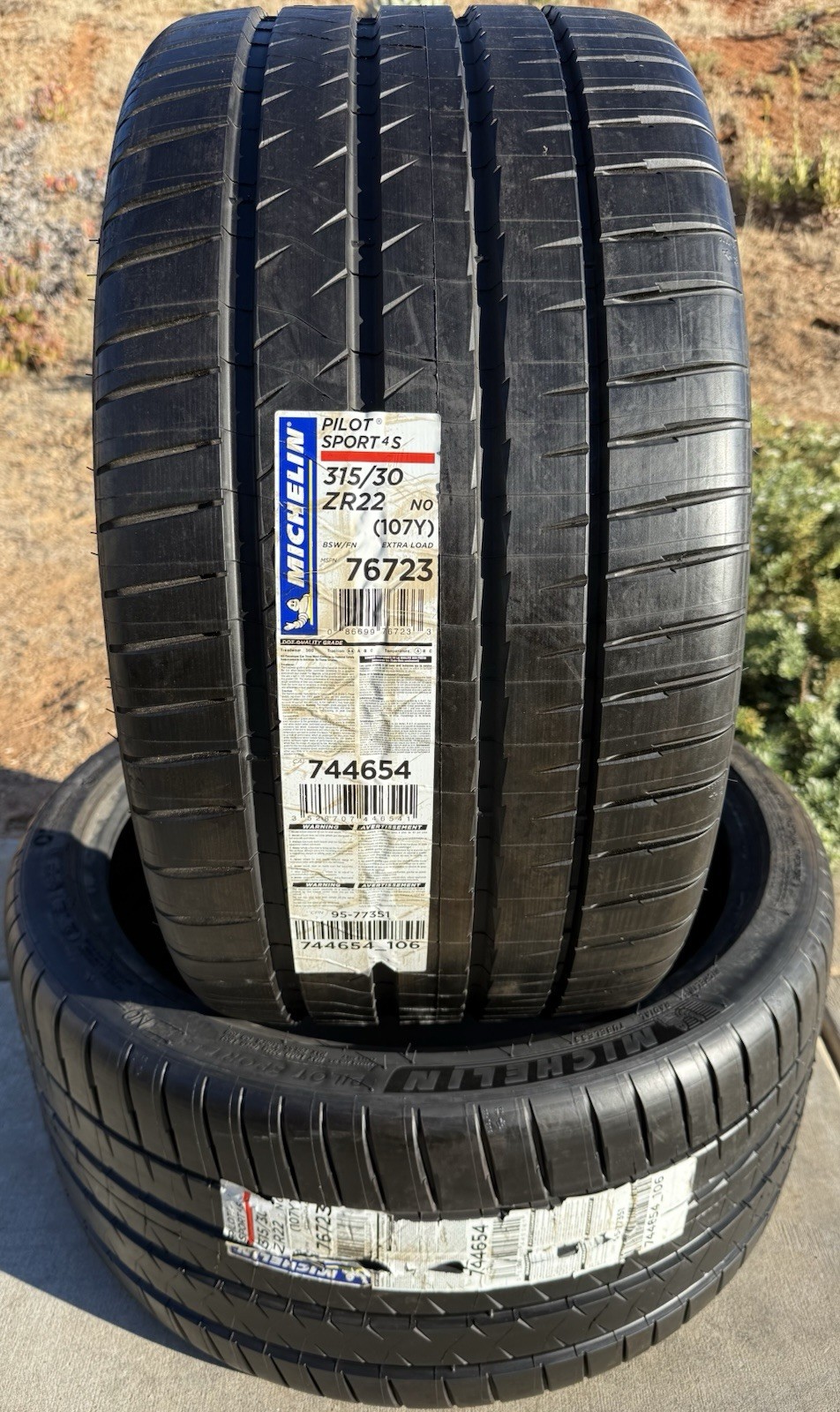 Set of TWO BRAND NEW 315/30ZR22 (107Y) Michelin Pilot Sport 4S Tires 3153022