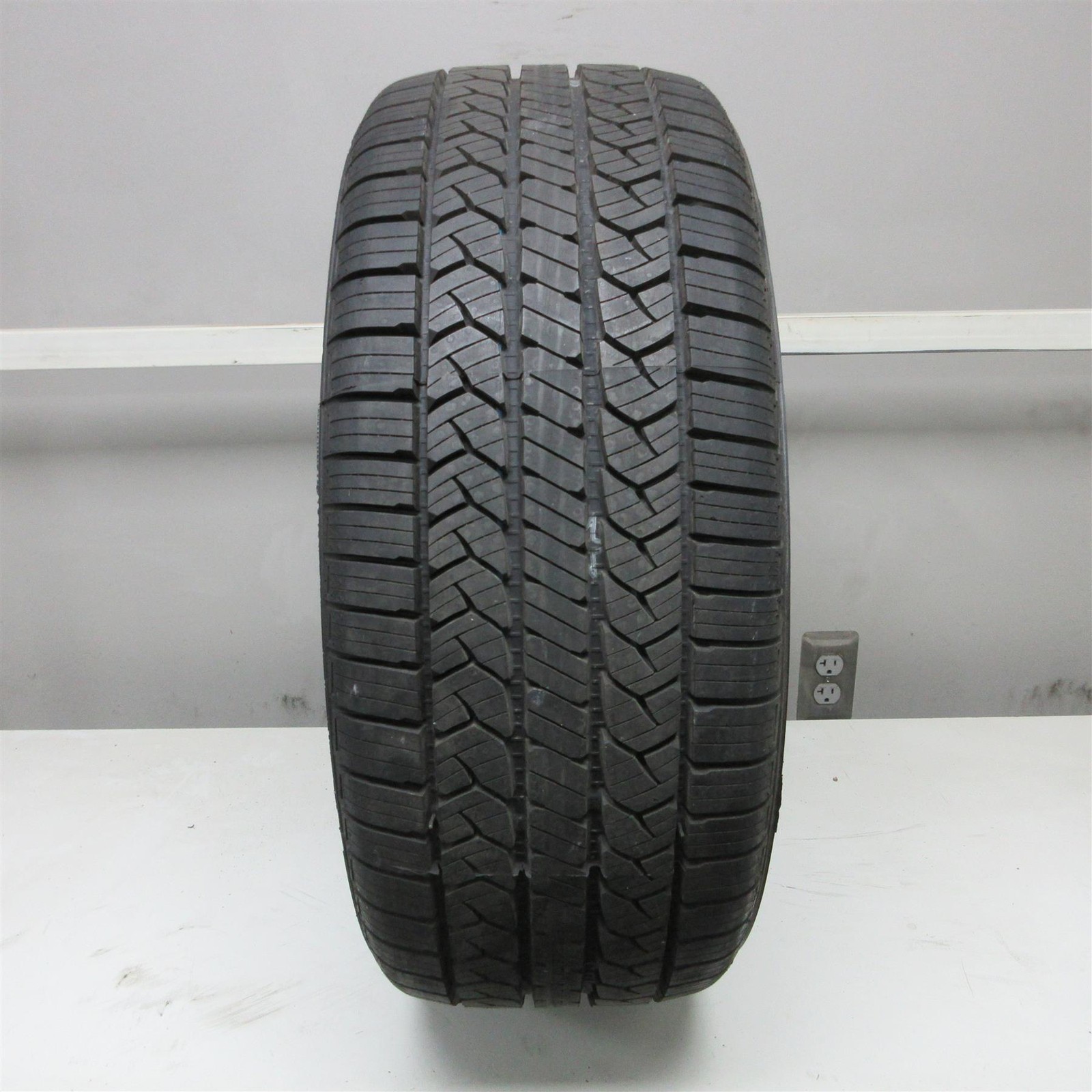 225/50R17 General AltiMax RT45 98T Used Tire (11/32nd) NO PATCHES! (QTY 1)