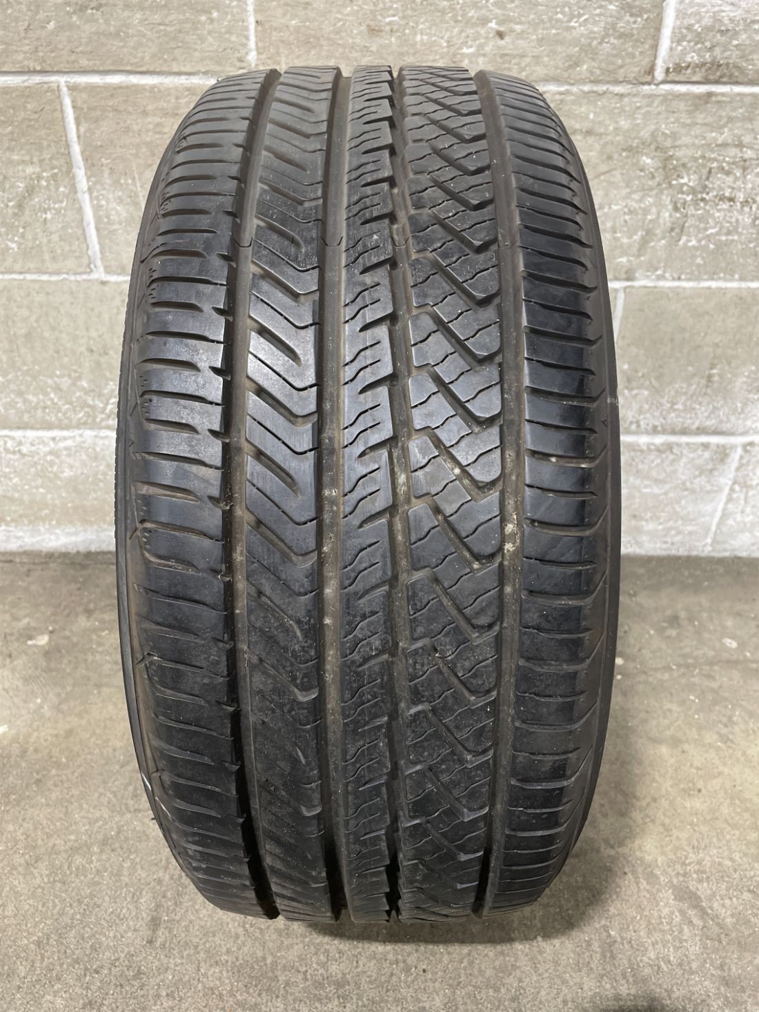1x P245/40R18 Yokohama Advan Sport AS 10/32 97 Y Used Tire 2454018