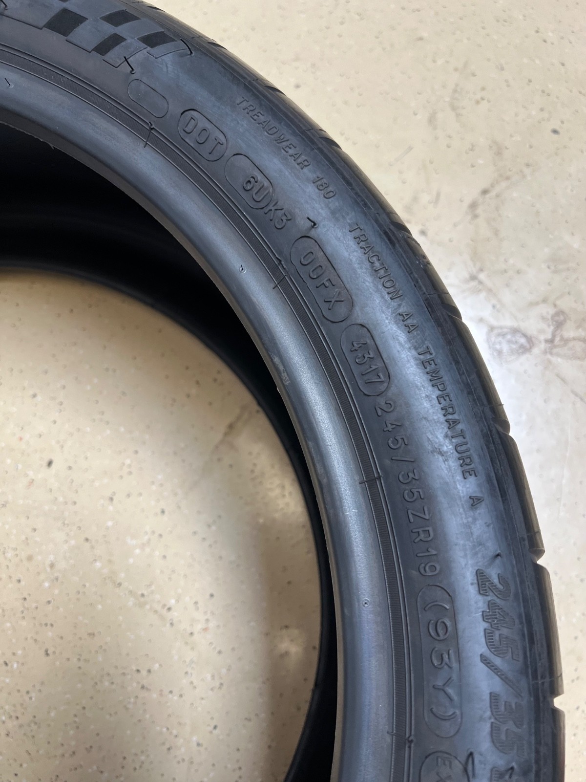 1 – TAKEOFF 245/35ZR19 XL (93Y) Michelin Pilot Sport Cup 2 (N0) – 7114 NO REPAIR